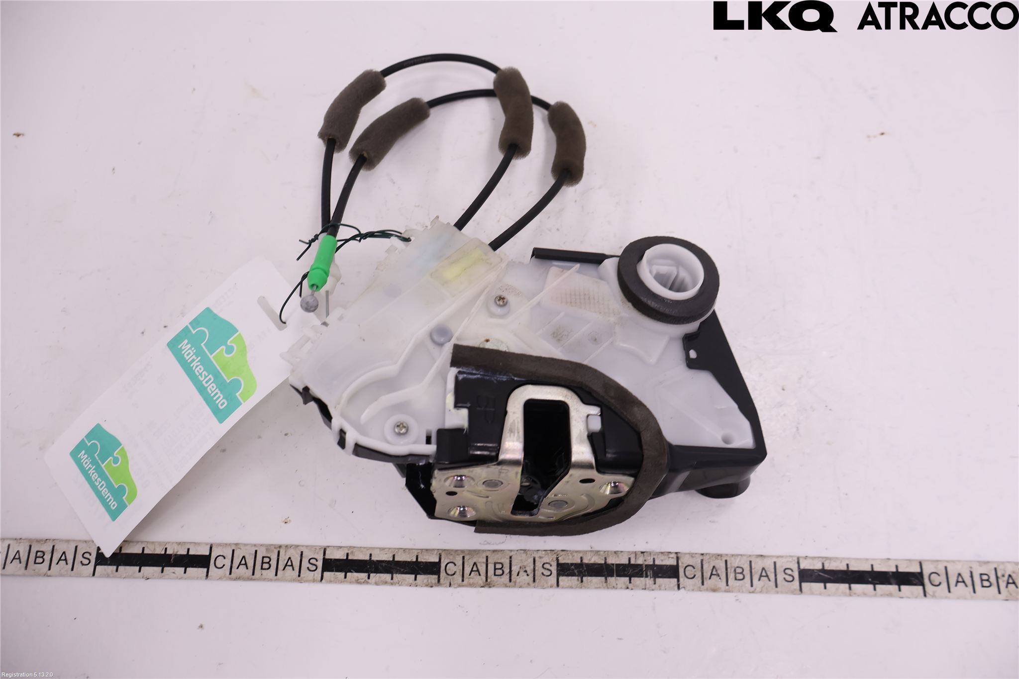 Toyota YARIS XP21 20- Låskista-Dörrlås