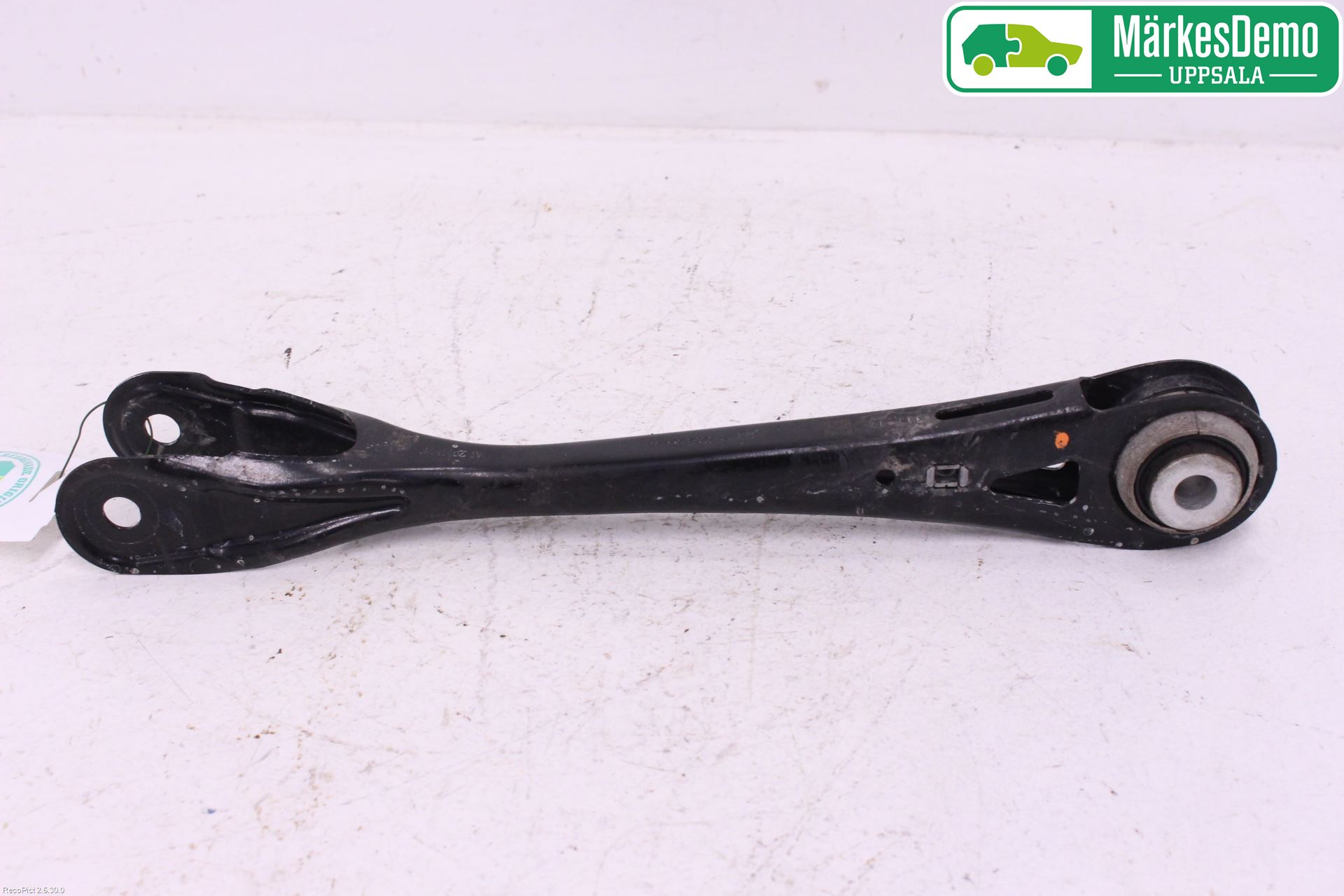 BMW 5 G30/G31/F90 17-23 Bärarm Bak Vänster