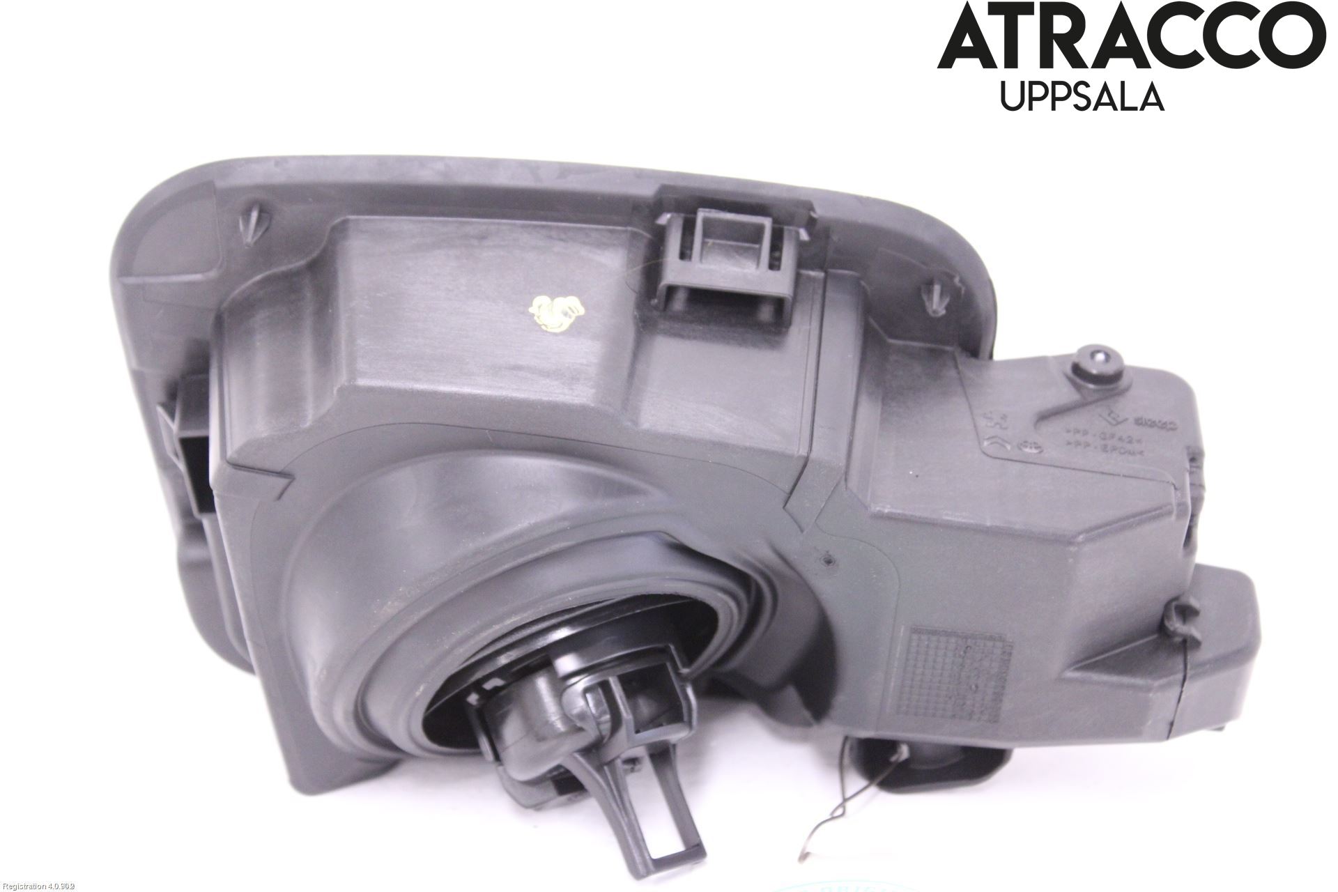 Opel VIVARO 20- Tanklucka