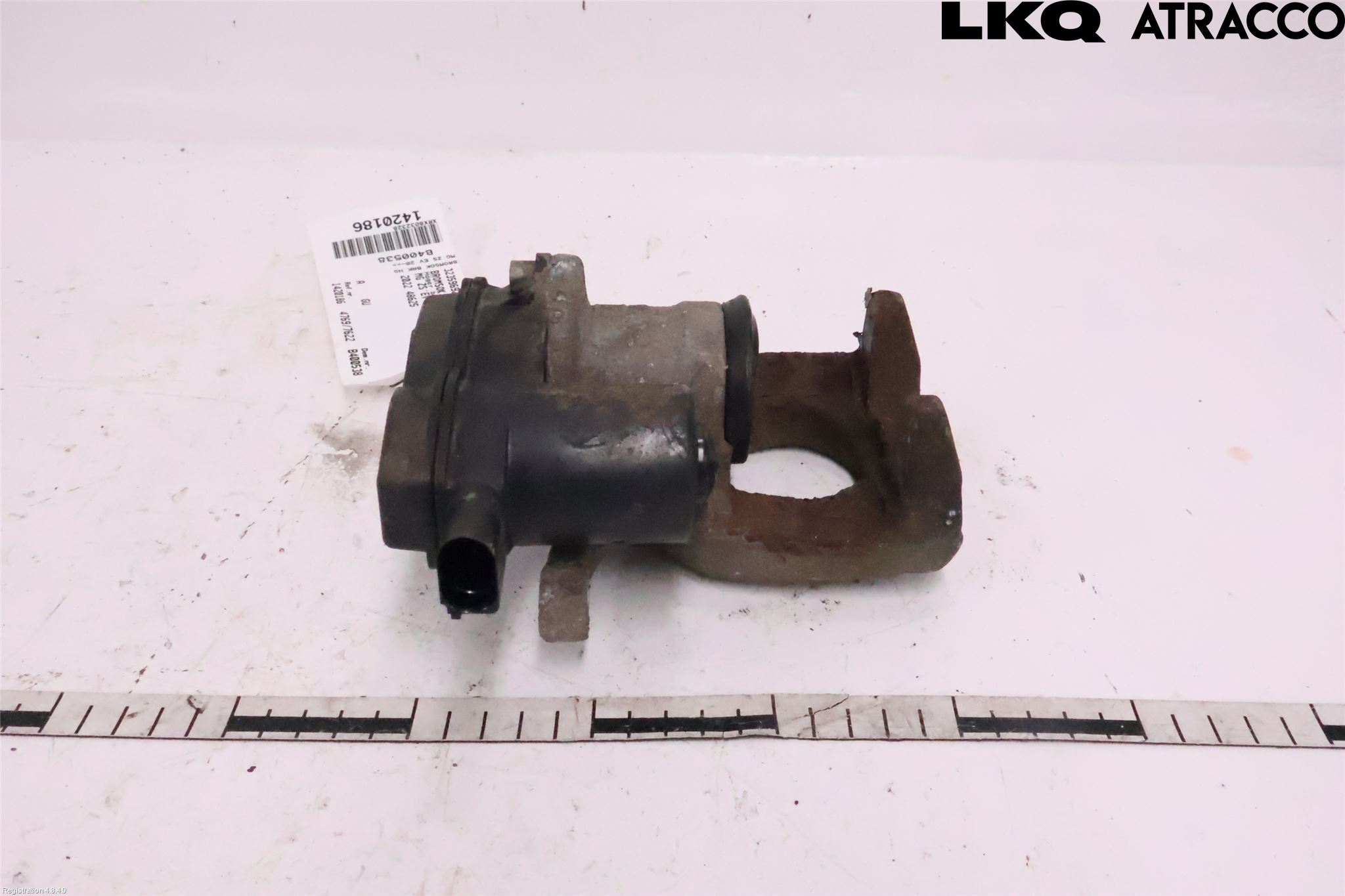 MG ZS EV 20- Bromsok Bak Höger