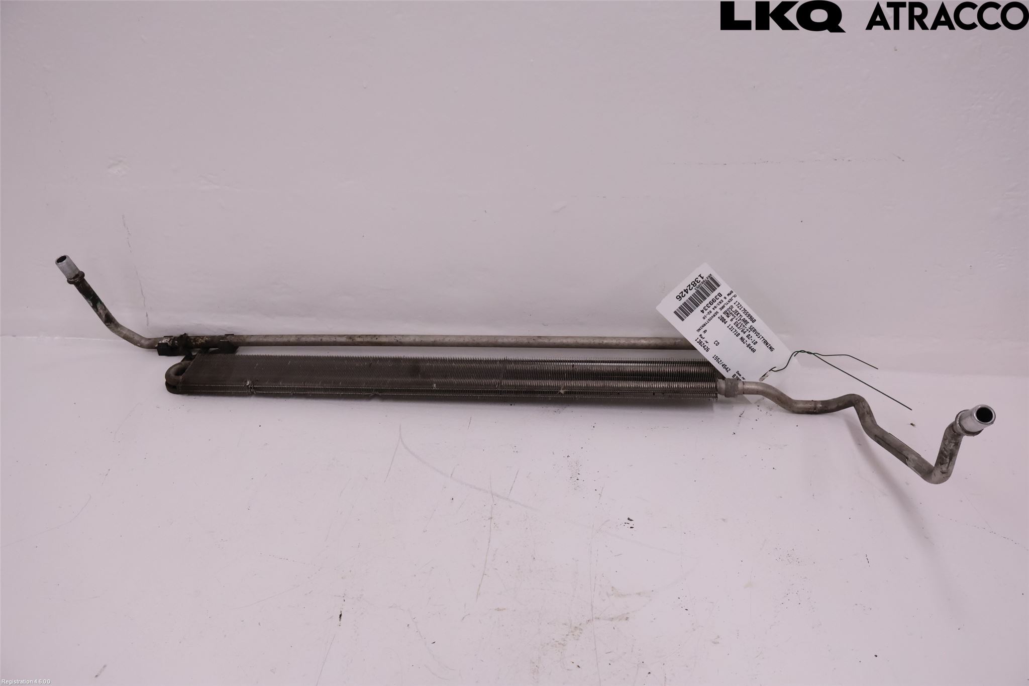 BMW 6 E63/64    02-10 Oljekylare Servostyrning