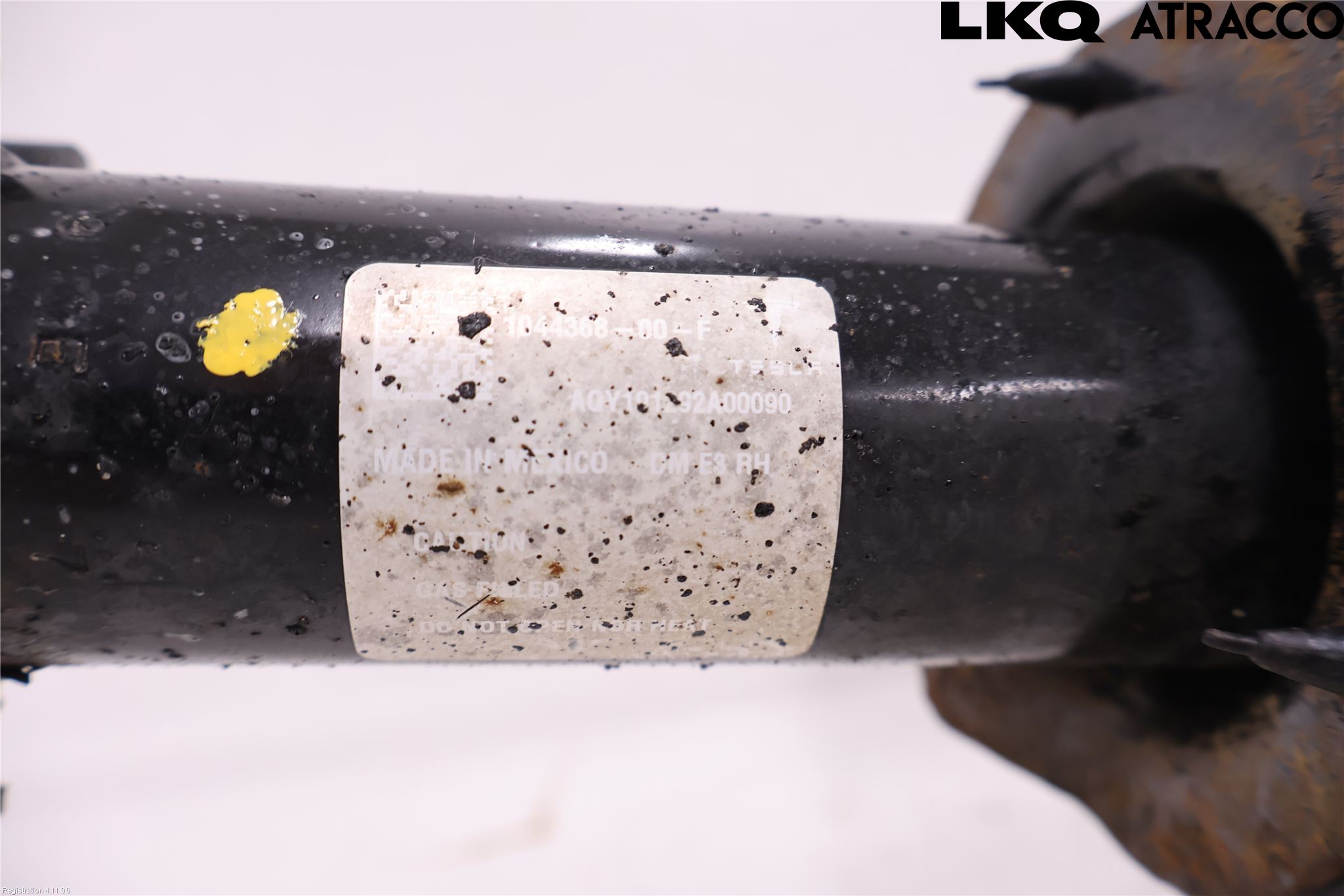 Tesla MODEL 3 17- Fjäderben Fram Höger