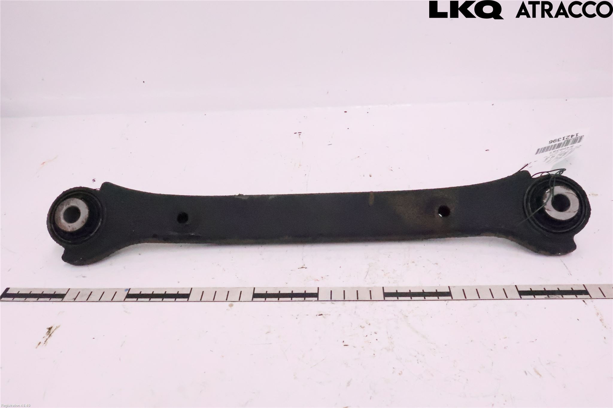 BYD ATTO 22- Bärarm Bak Övre Höger