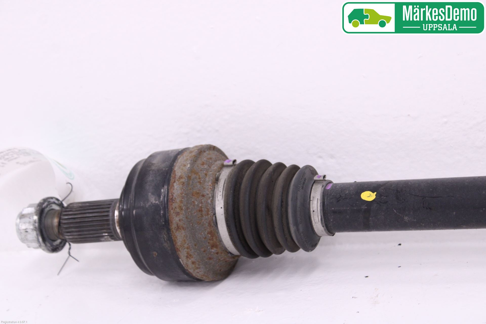 Volkswagen VW TOUAREG 7P 11-18 Drivaxel Bak Höger