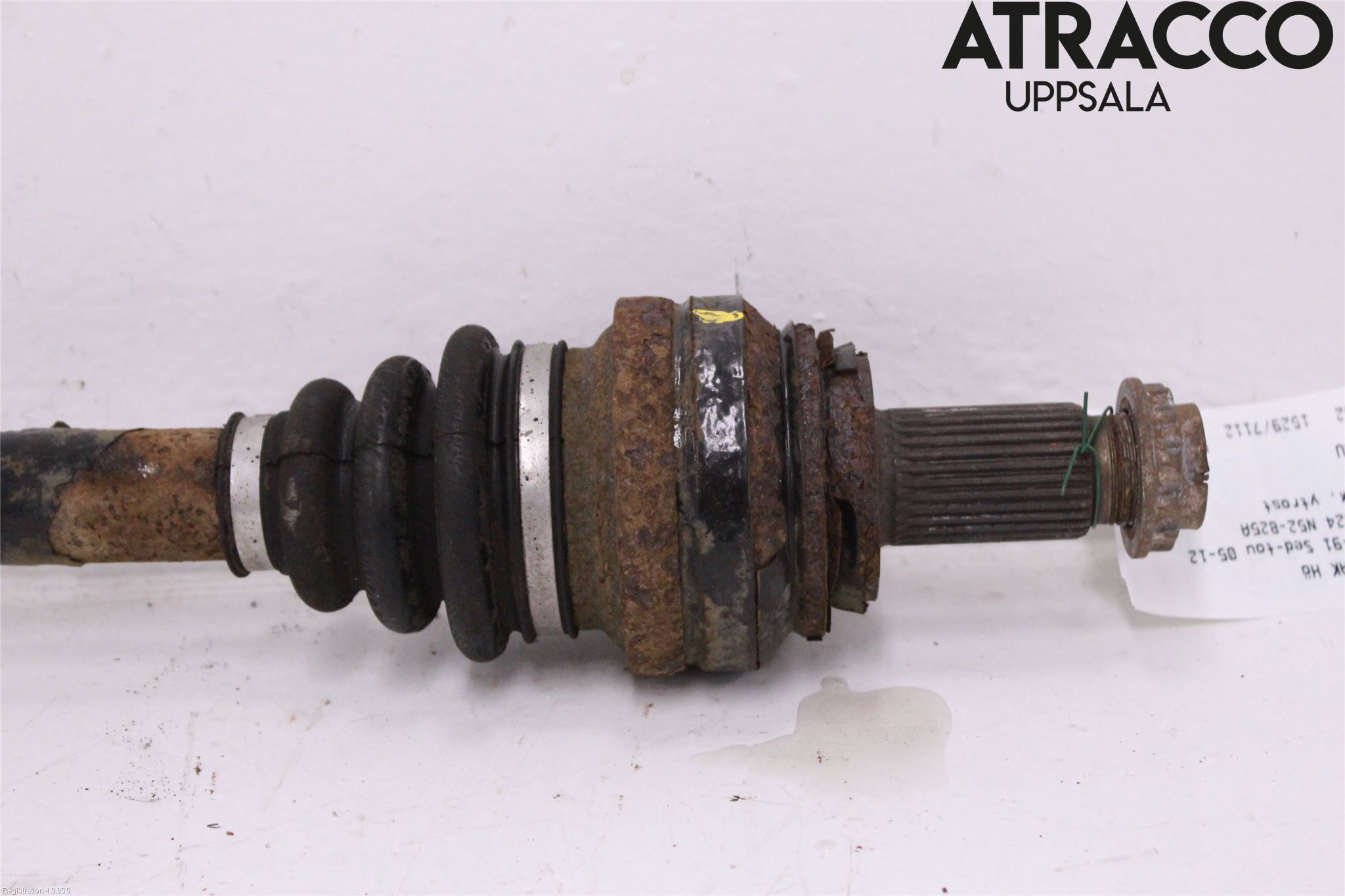 BMW 3 E90/91 SED/TOU 05-12 Drivaxel Bak Höger