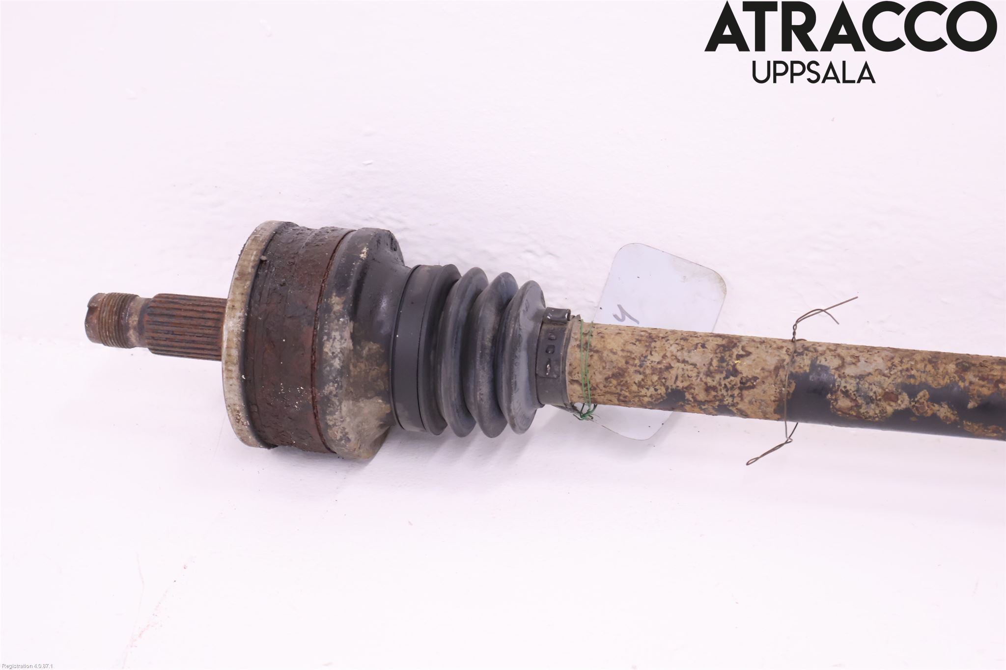 Mercedes-Benz MB C (203) 00-07 Drivaxel Bak Vänster