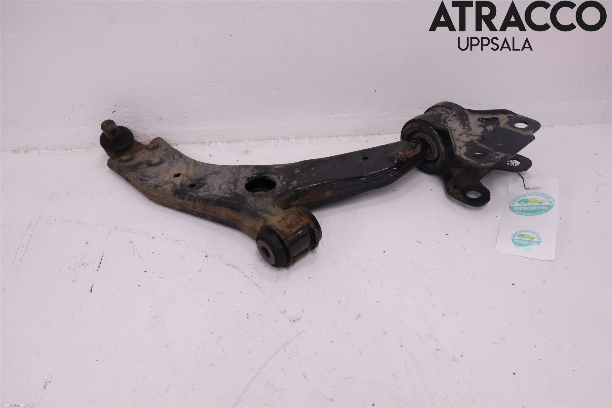 Ford FOCUS 15-18 Bärarm Fram Undre Hö