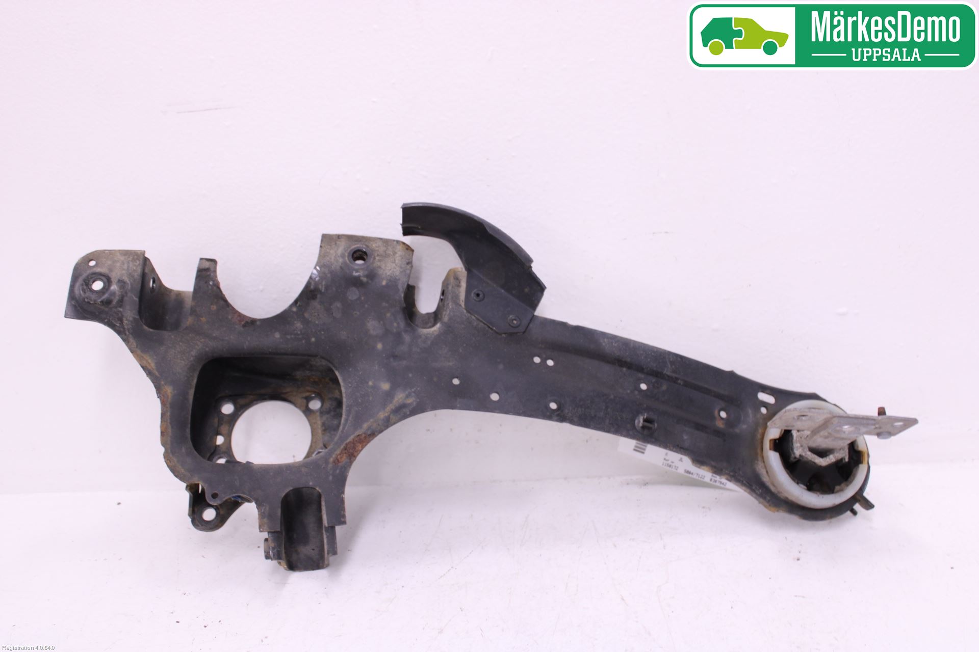 Volvo XC70 14-16 Bärarm Bak Höger