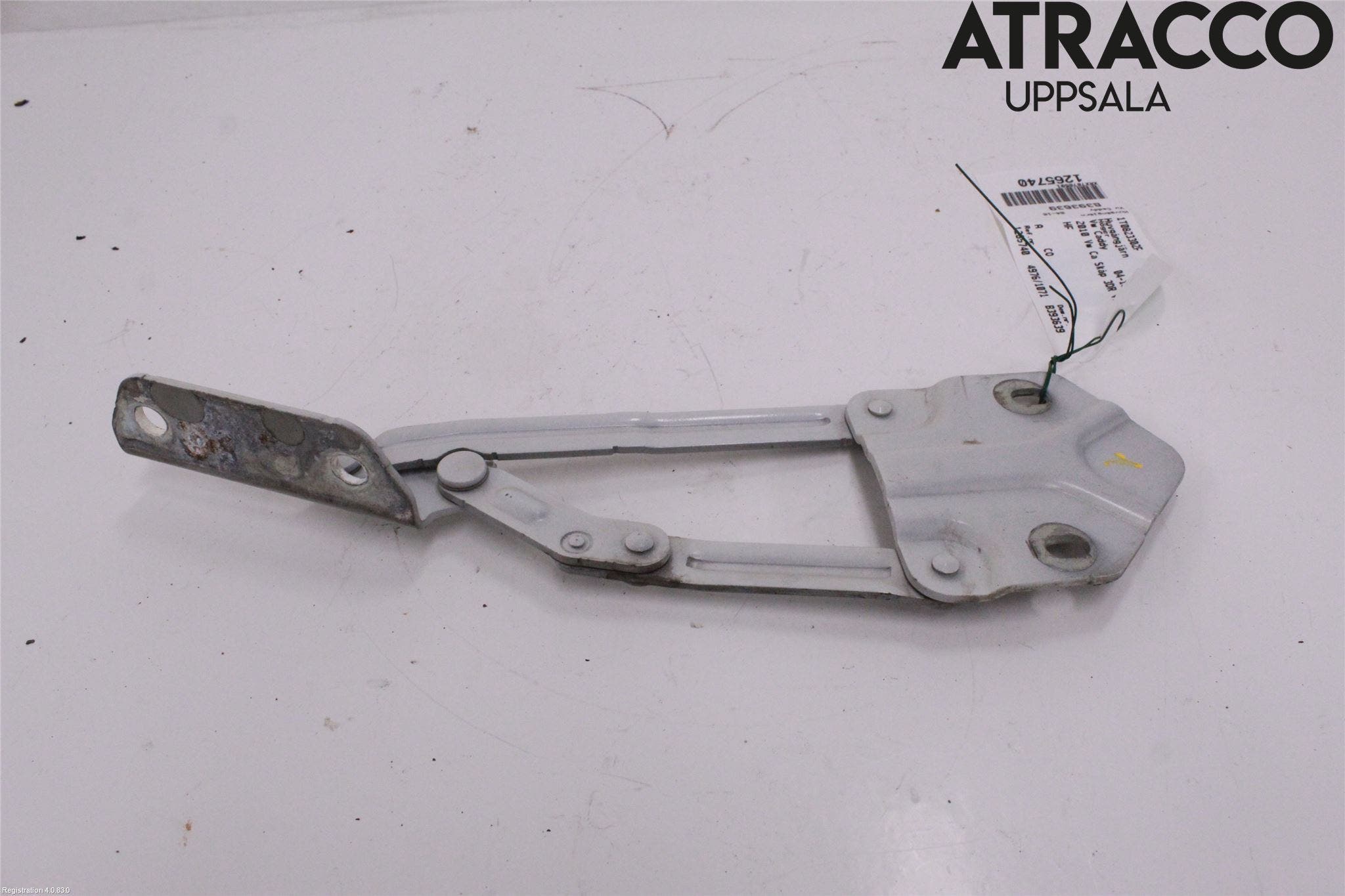 Volkswagen VW CADDY 04-10 Huvgångjärn