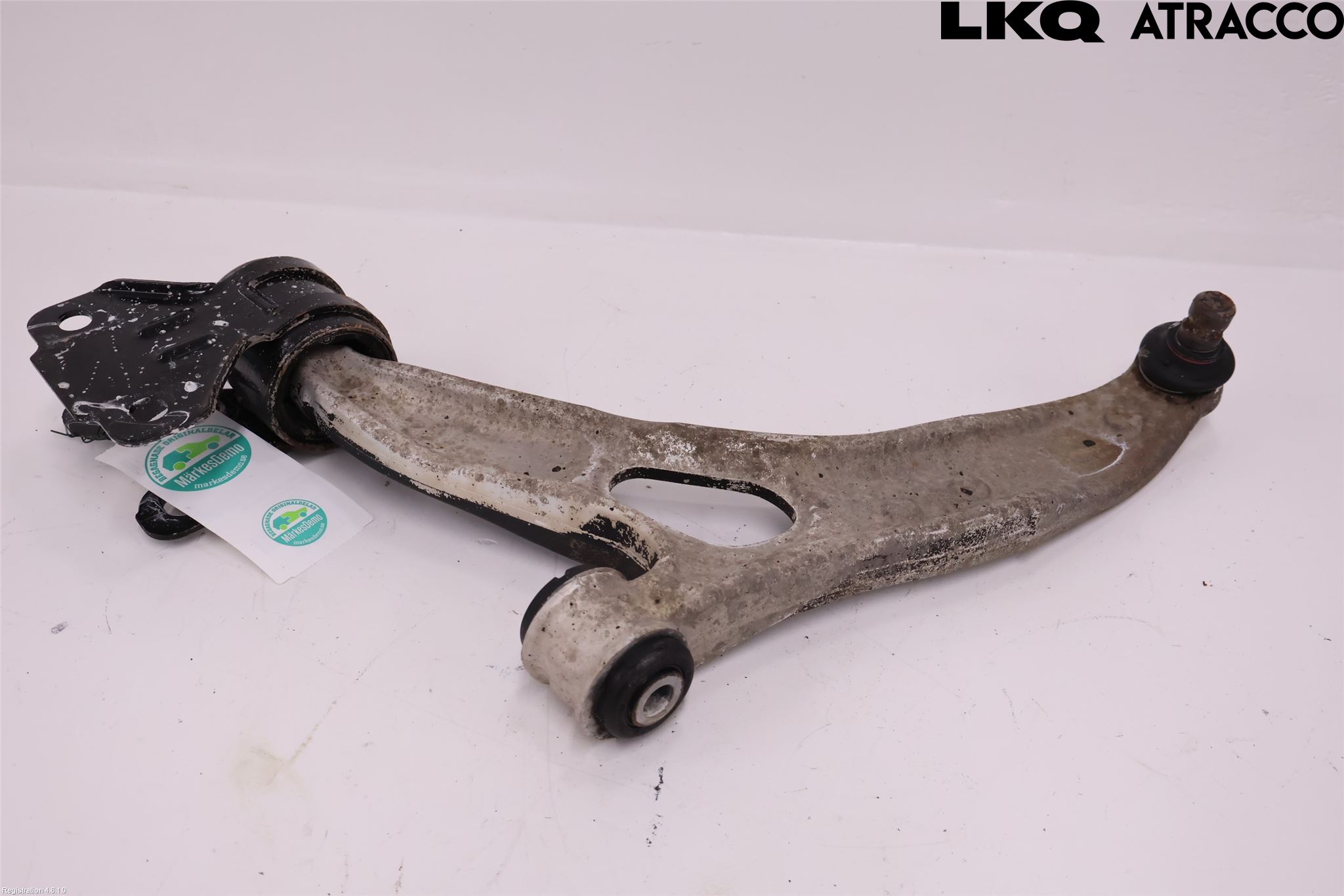 Ford FOCUS 11-14 Bärarm Fram Undre Vä