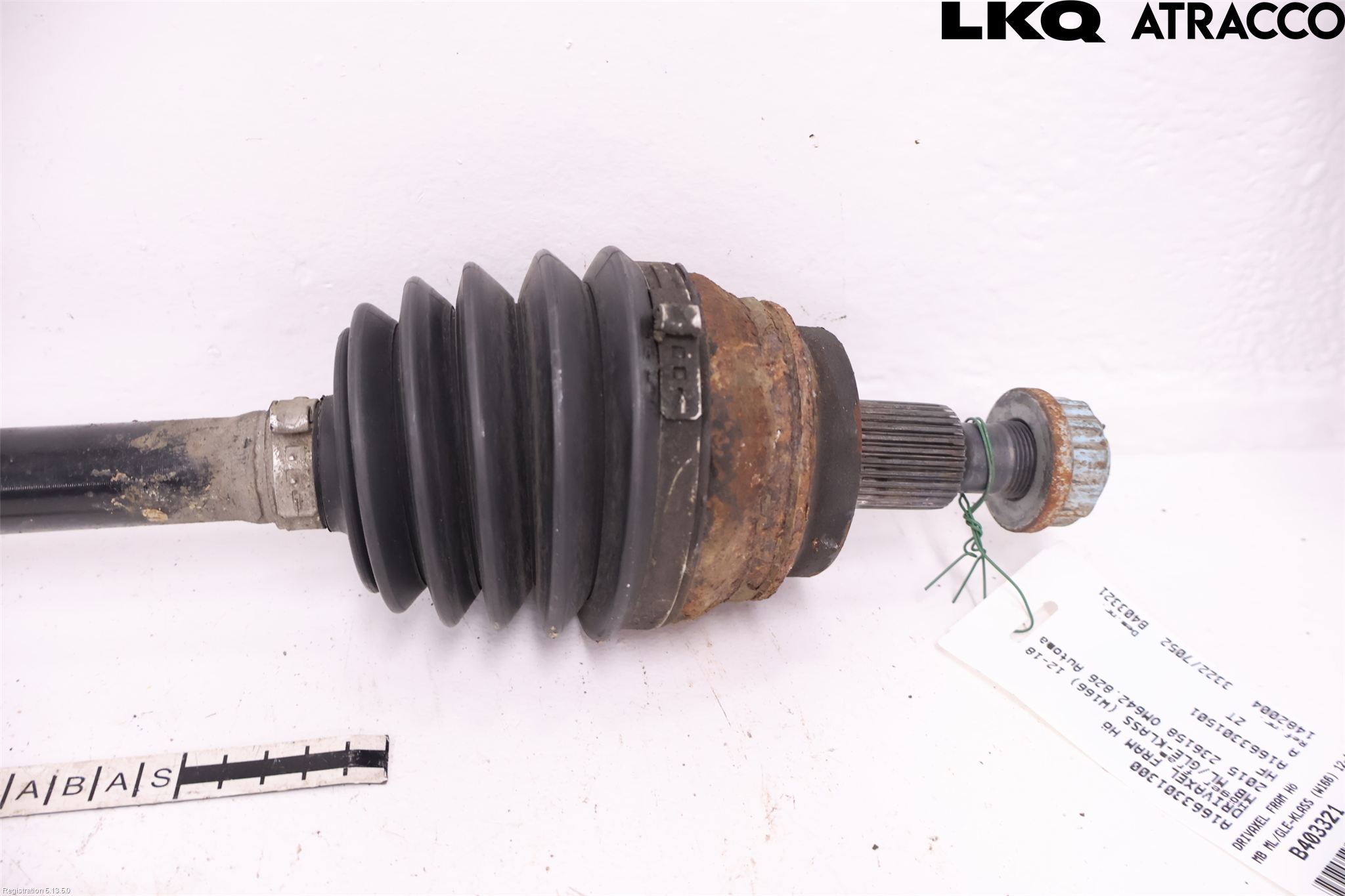 Mercedes-Benz MB ML/GLE-KLASS (W166) 12-18 Drivaxel Fram Höger