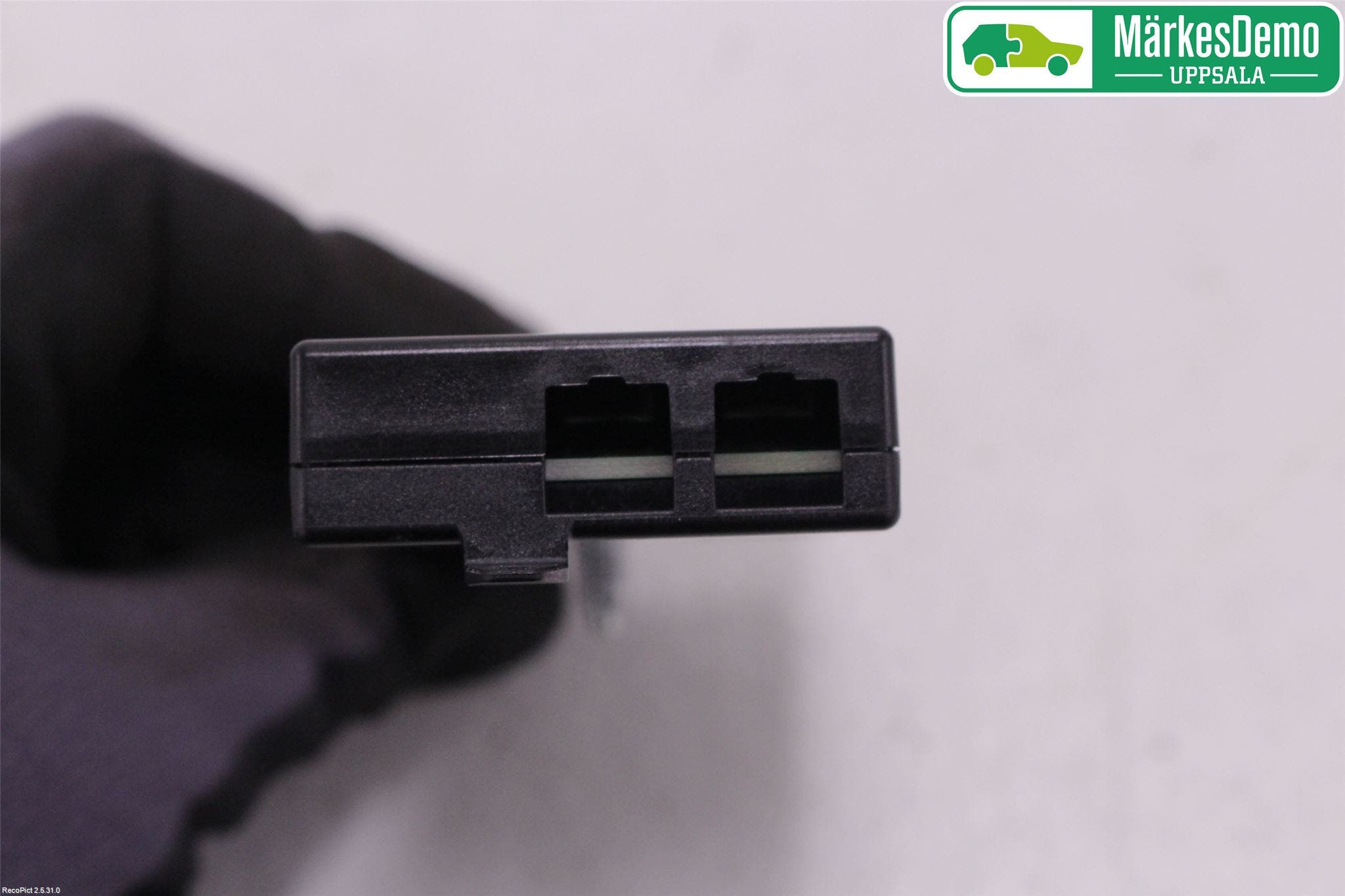 BMW 3 G20/G21/G80/G81 19- Antennförstärkare