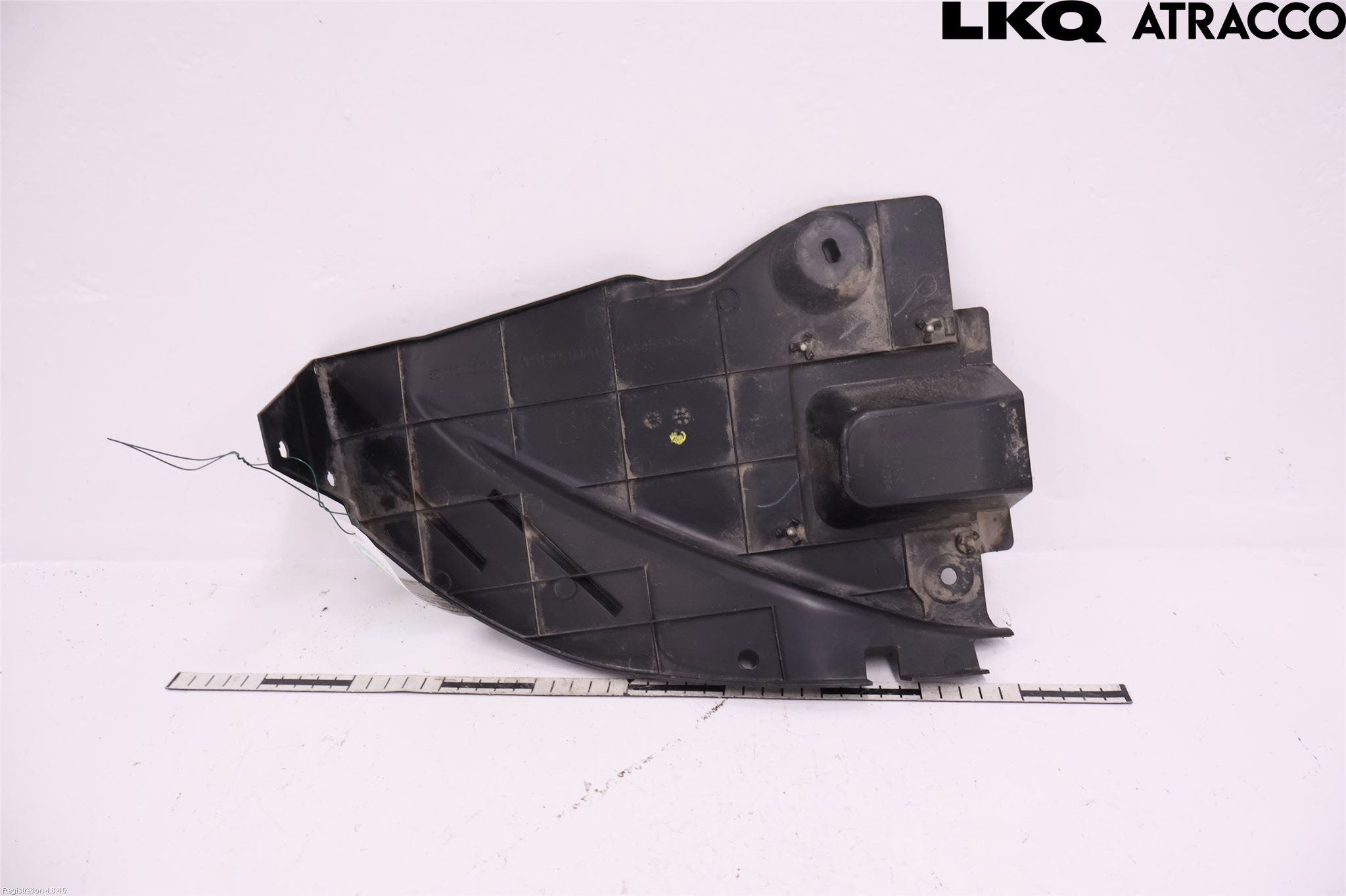 Toyota YARIS CROSS XP21 21- Skärm Inner