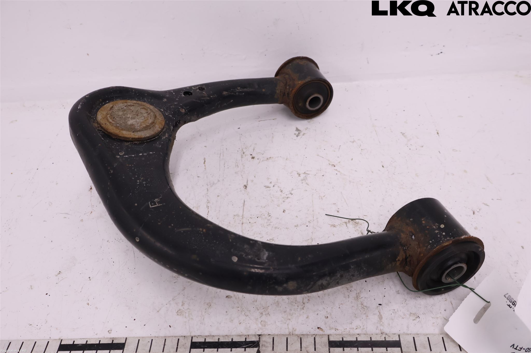 Toyota HILUX 16- Bärarm Fram Övre Vä