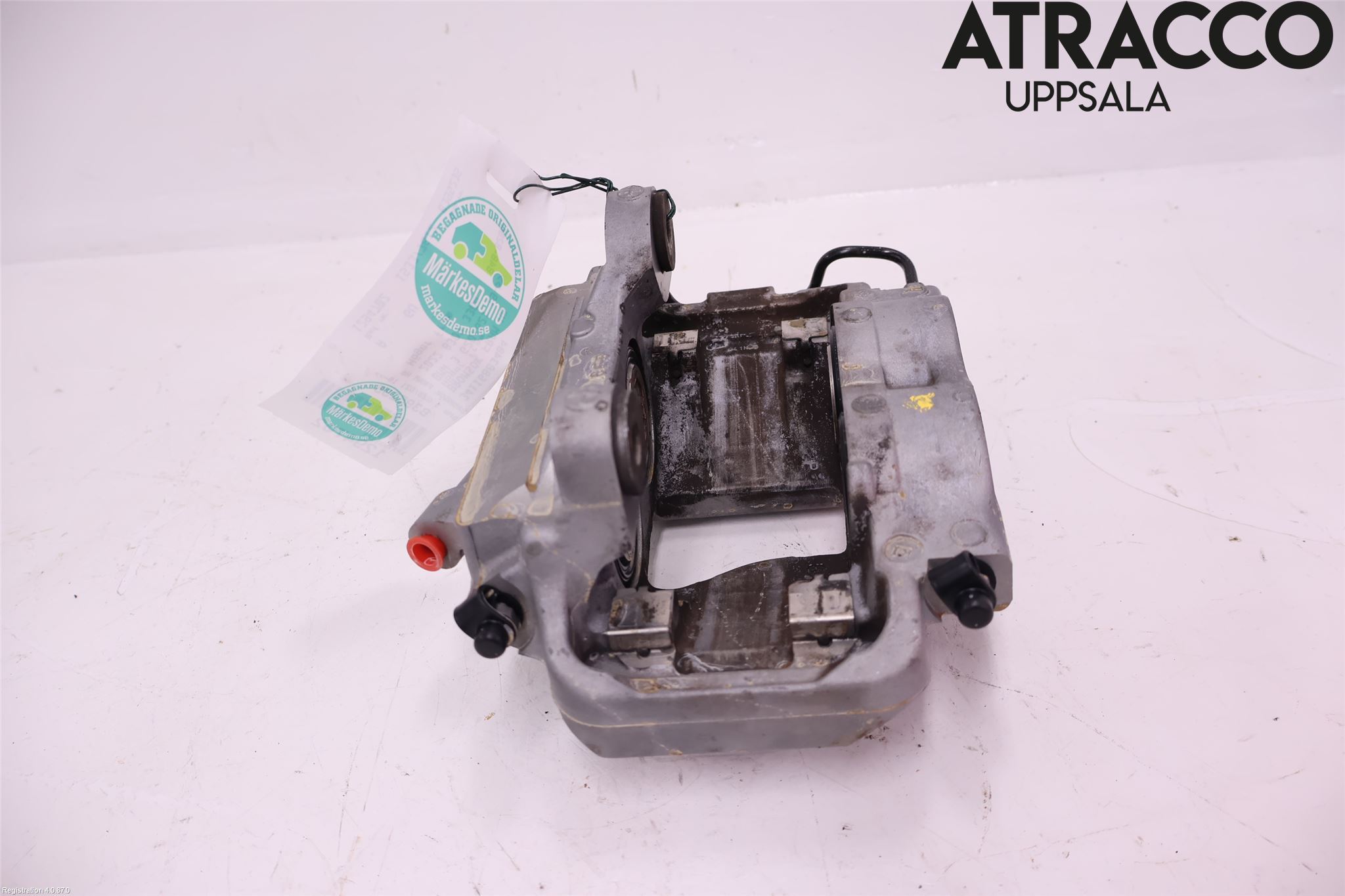 BMW 3 G20/G21/G80/G81 19- Bromsok Fram Höger