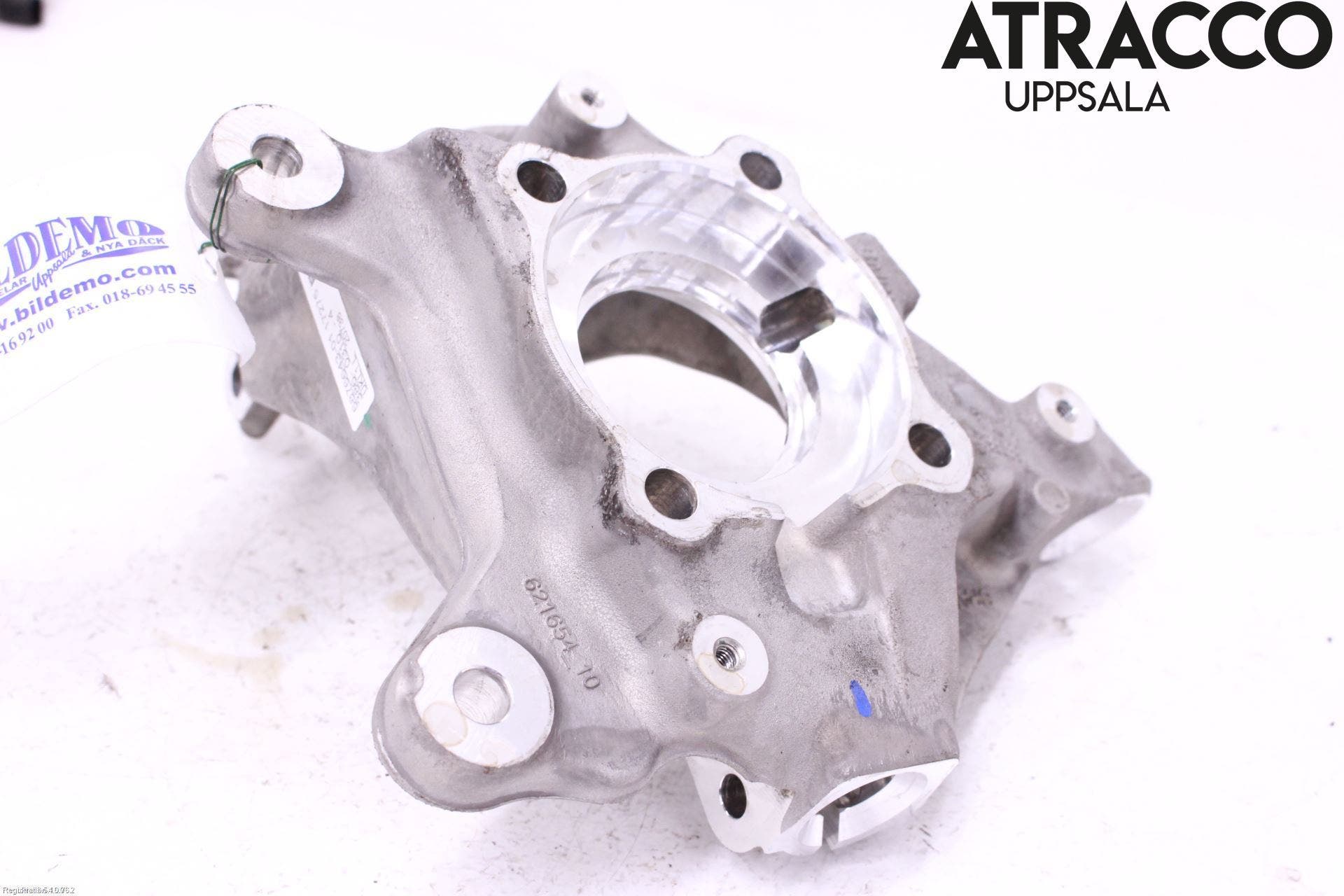 Mini ONE/COOPER 5DR F55 14-24 Styrspindel Lagerhus Vä