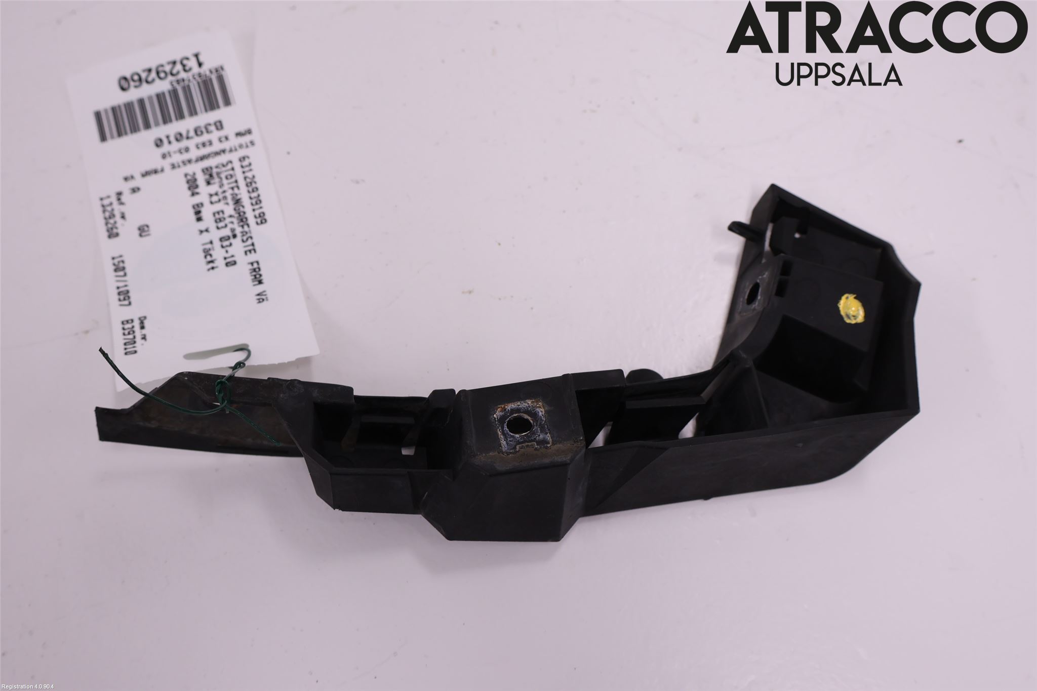 BMW X3 E83     03-10 Stötfångarfäste Fram Vä