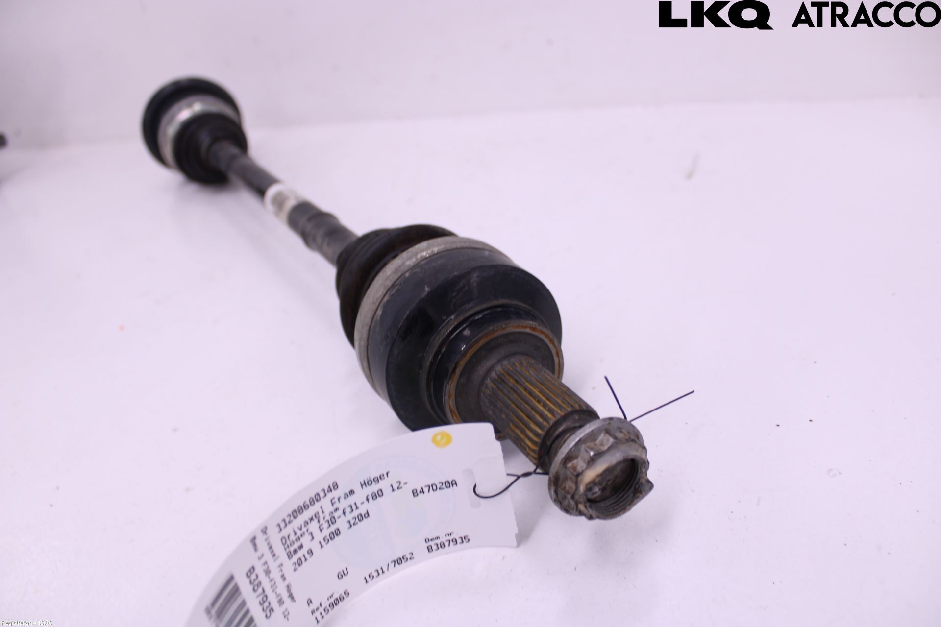BMW 3 F30/F31/F80 12-19 Drivaxel Fram Höger