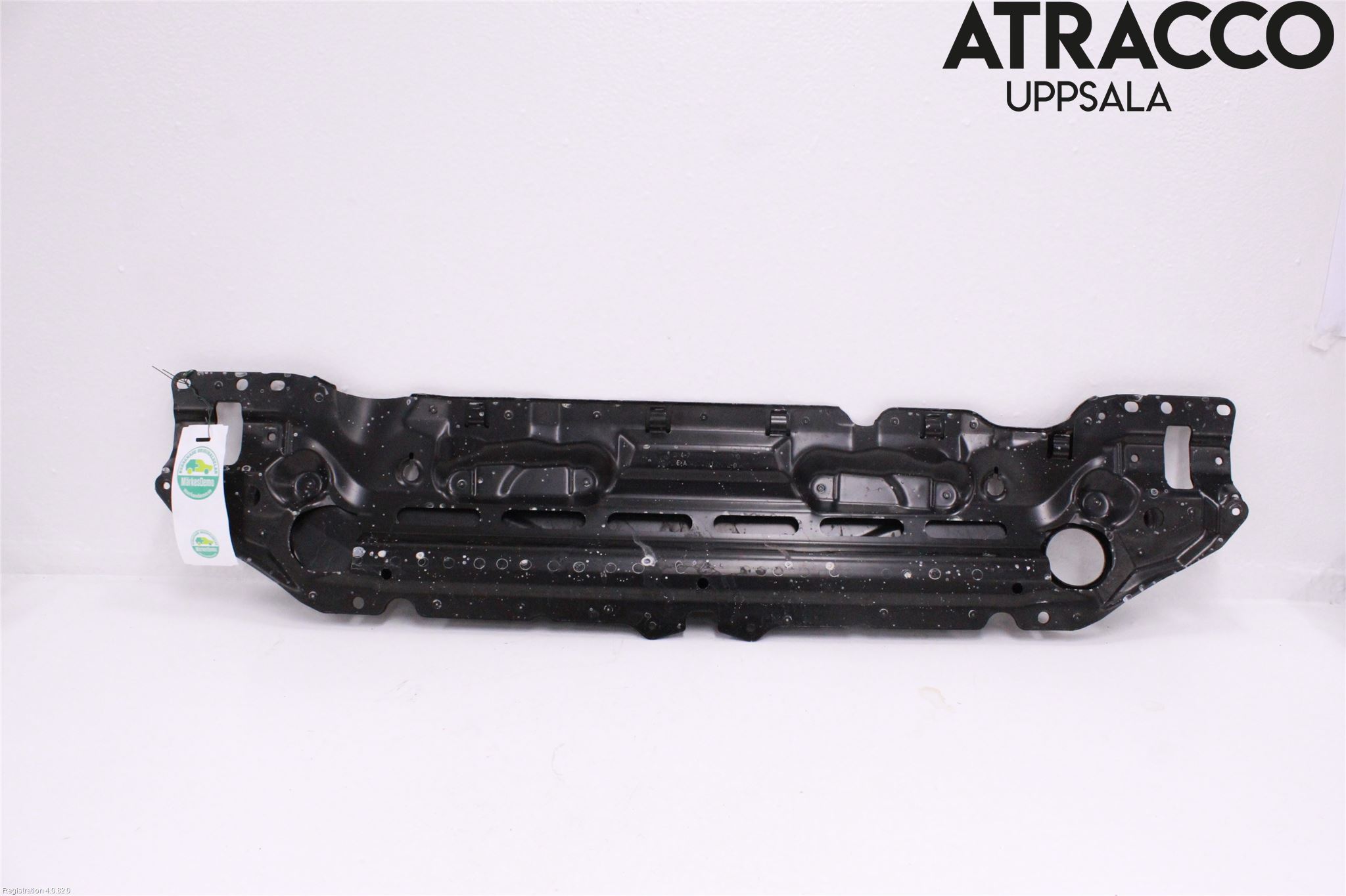 BMW 5 E60/61 Sed/Tou 02-10 Front Huvlåsplåt-Balk