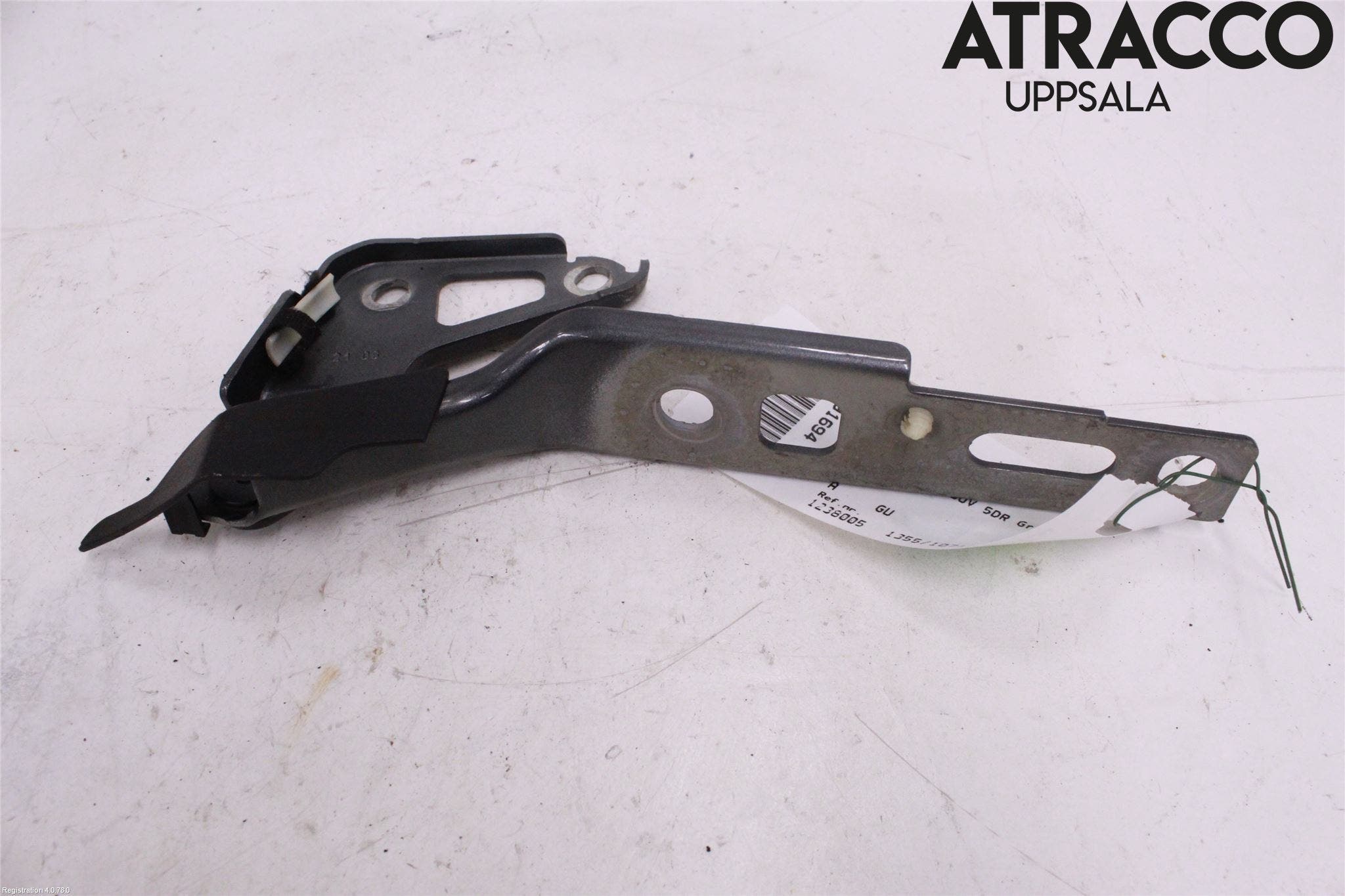 Audi Q7/SQ7 Huvgångjärn