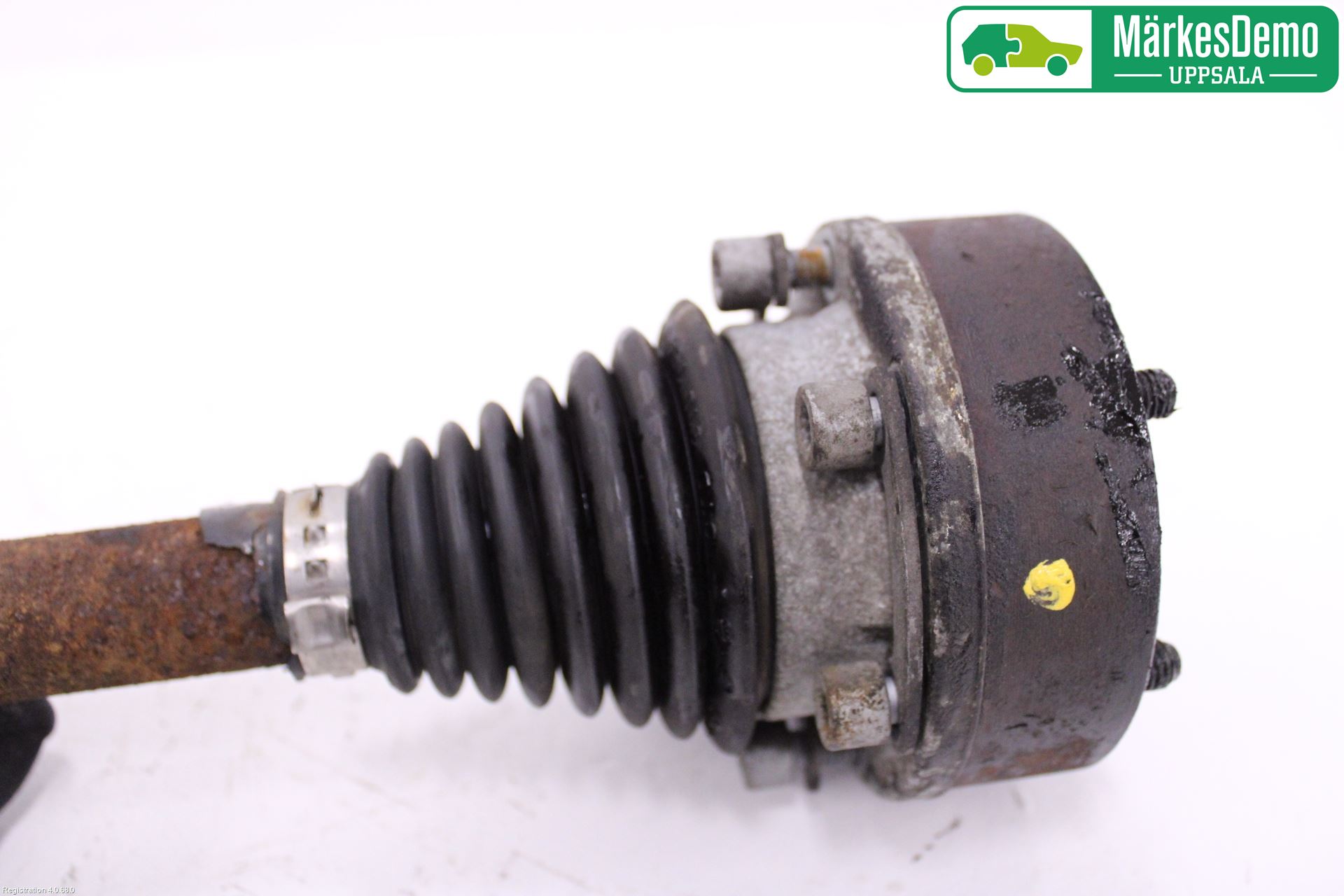 Volkswagen VW PASSAT 05-11 Drivaxel Fram Vänster