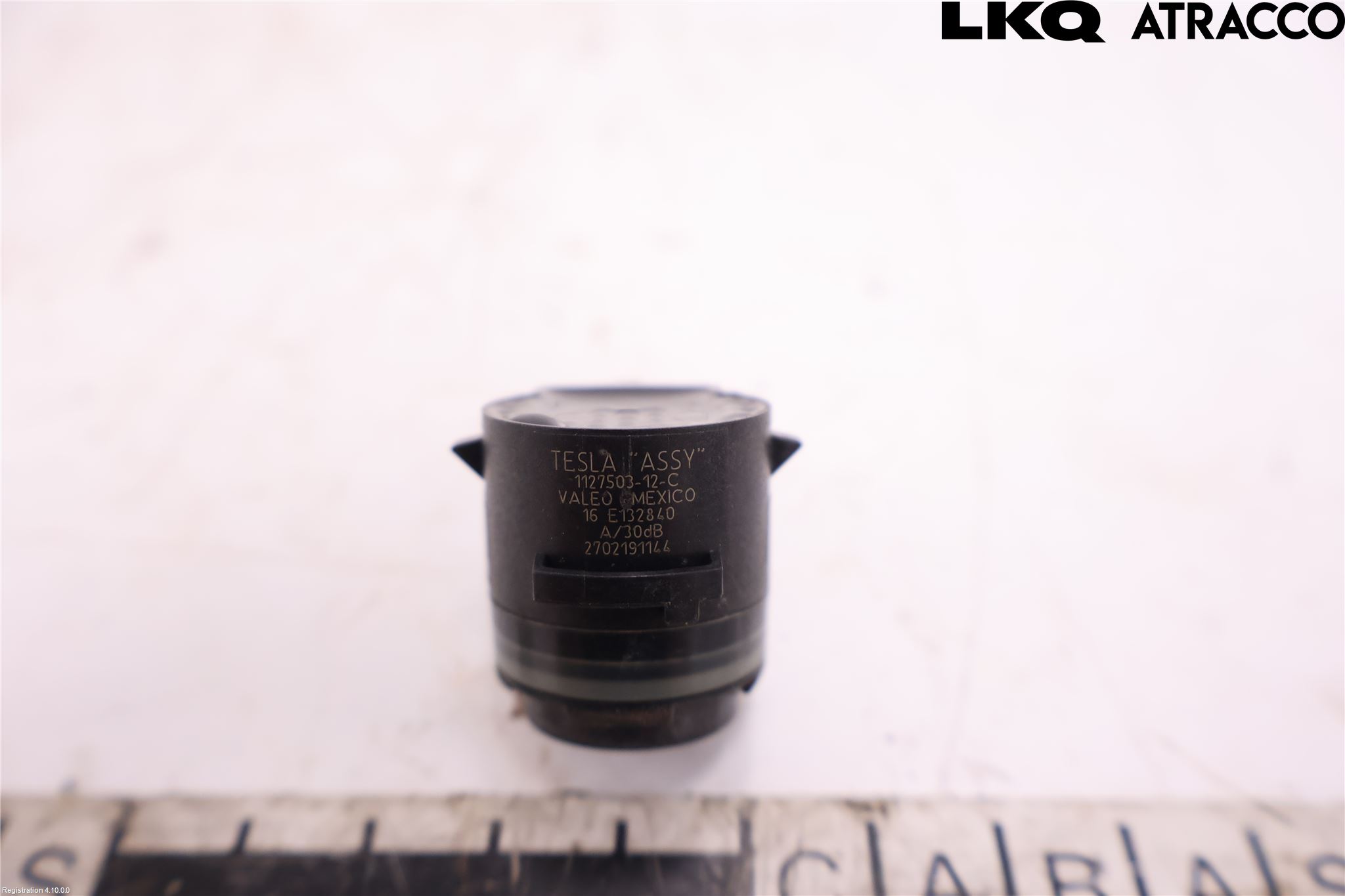 Tesla MODEL 3 17- Parkeringshjälp Frontsensor