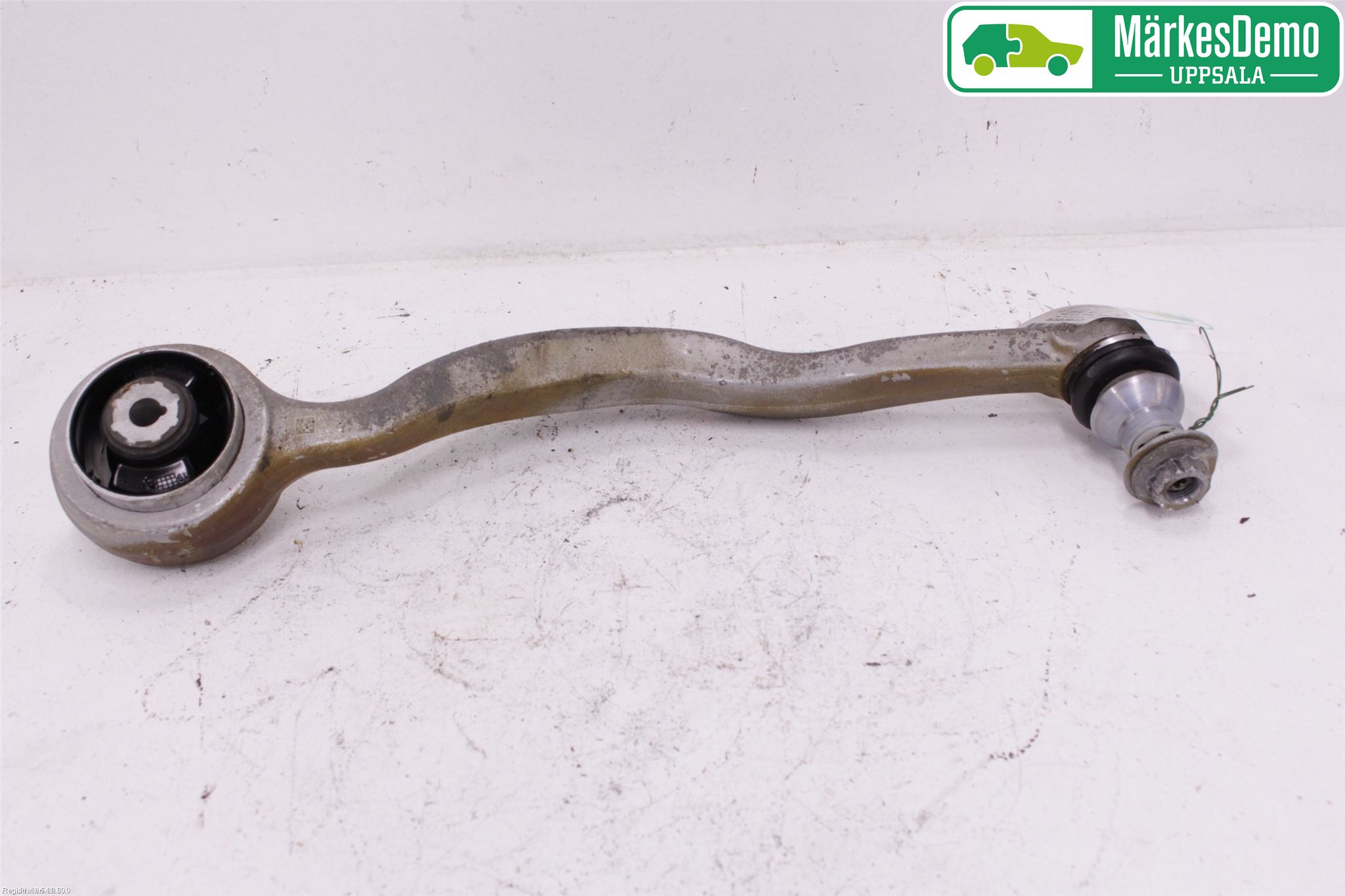 Mercedes-Benz MB E-KLASS (W213) 16-23 Bärarm Fram Undre Hö