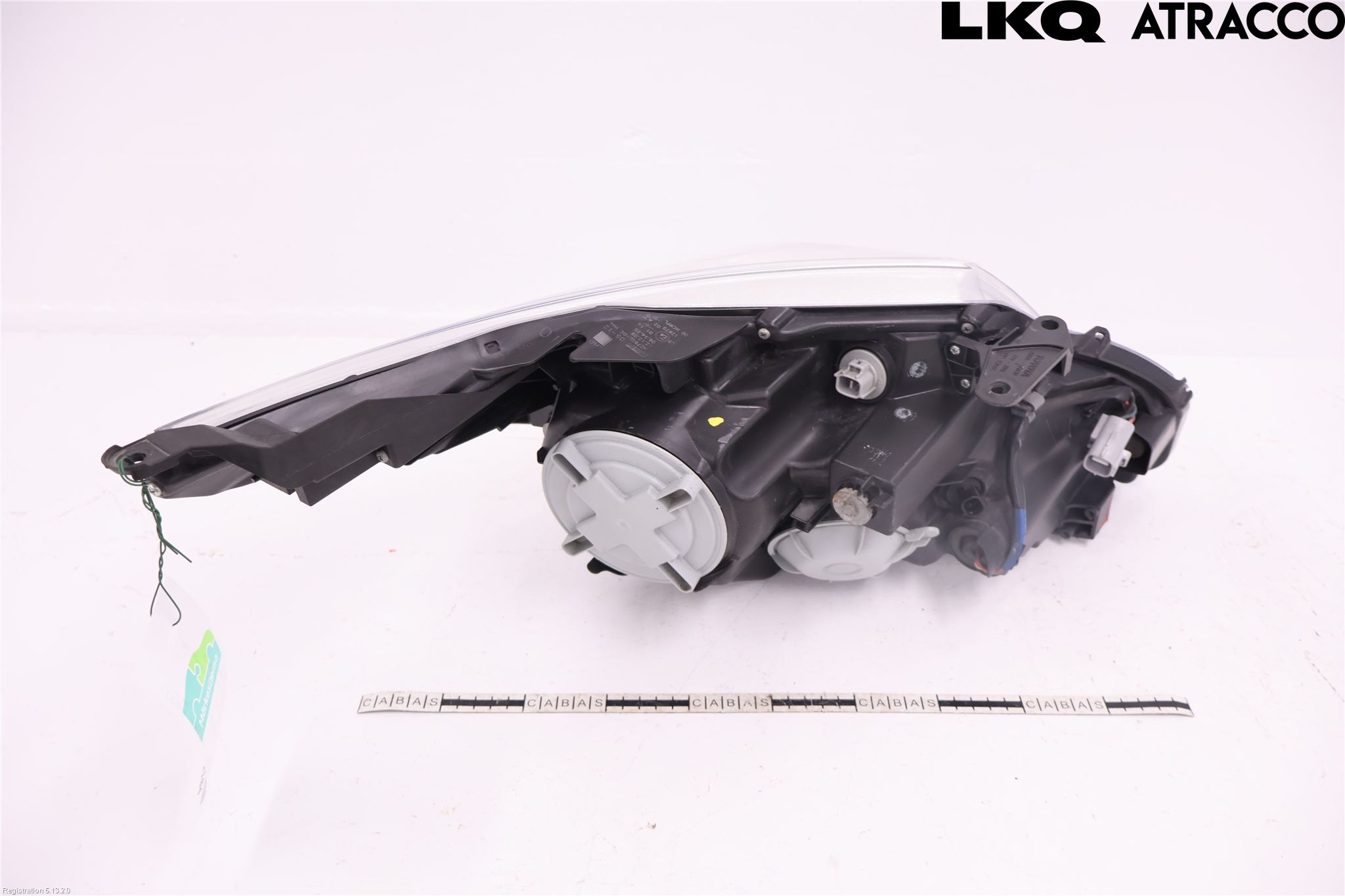 Toyota AVENSIS 09-15 Strålkastare Vänster