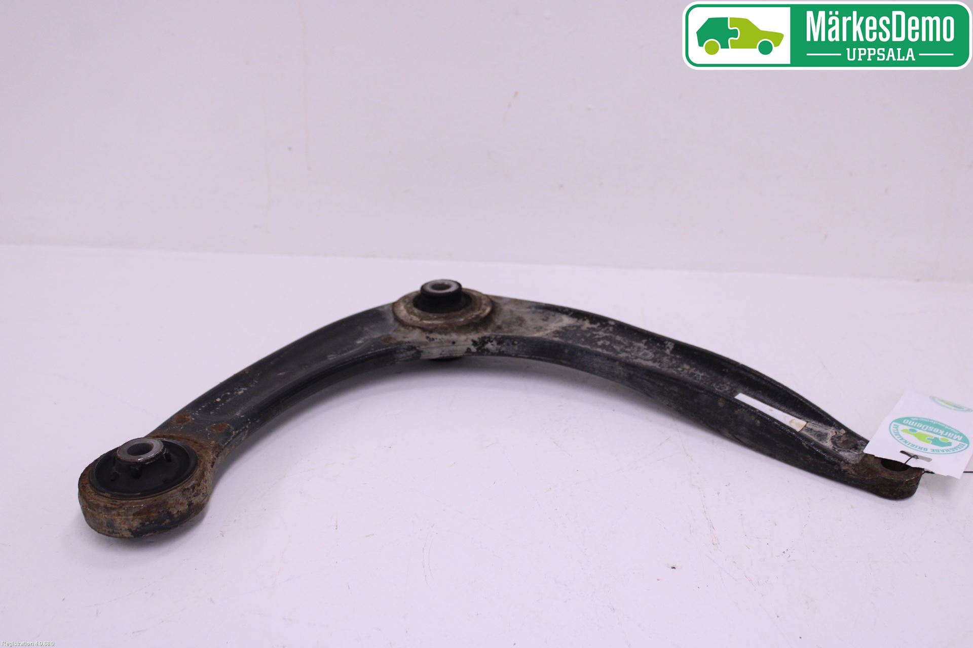 Peugeot PARTNER 08-15 Bärarm Fram Undre Hö