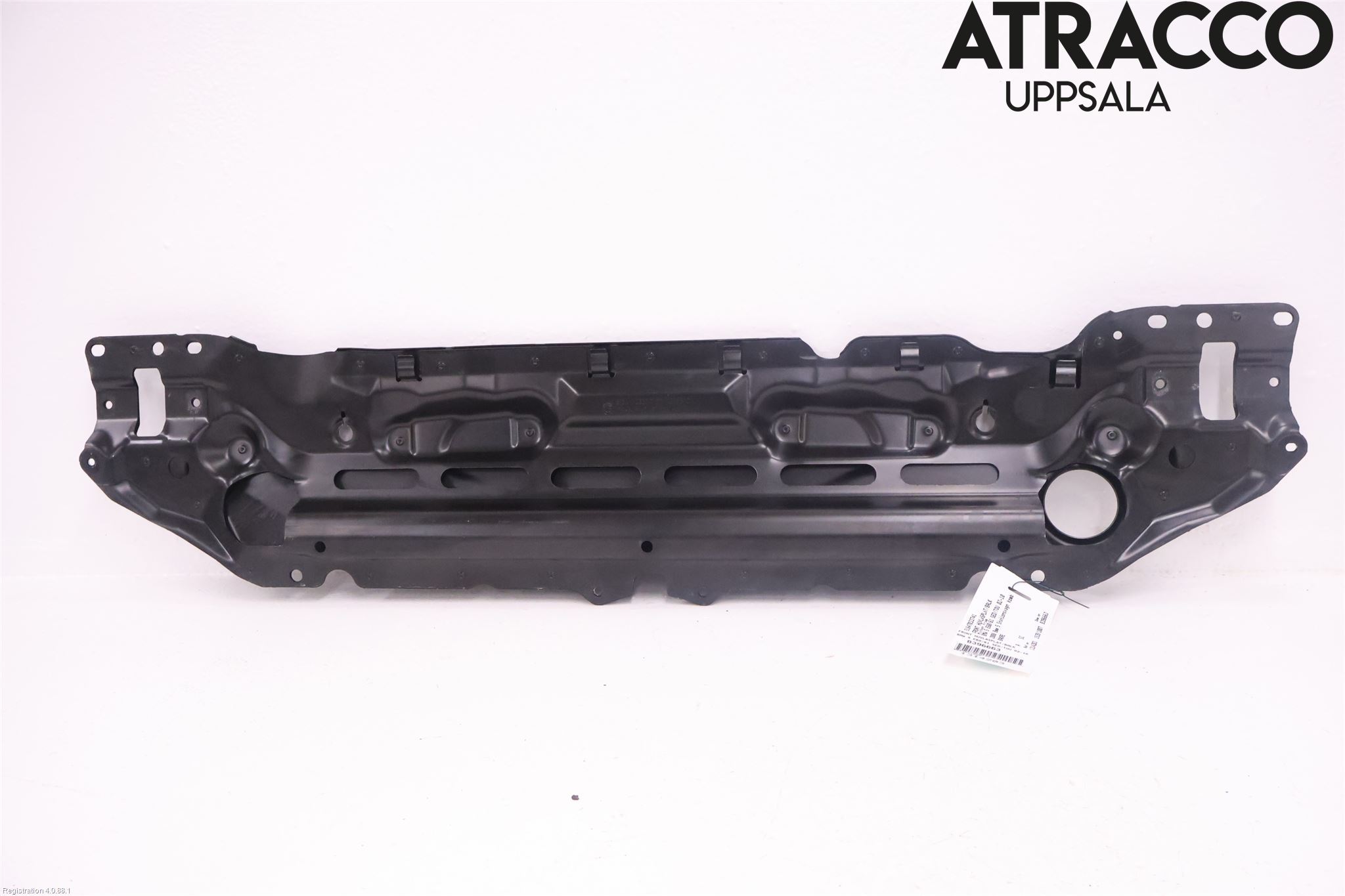 BMW 5 E60/61 Sed/Tou 02-10 Front Huvlåsplåt-Balk