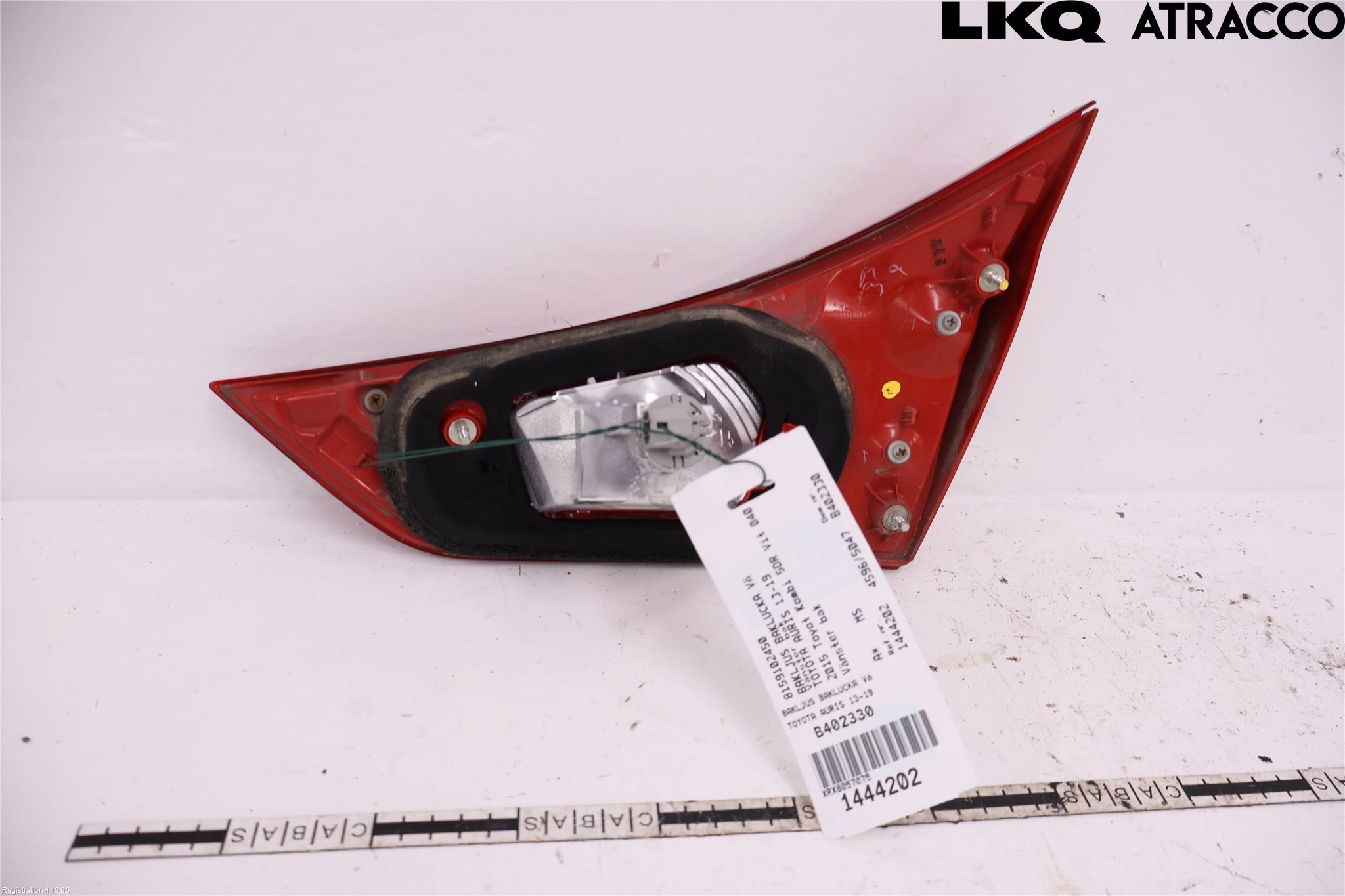 Toyota AURIS 13-19 Bakljus Lucka Vä