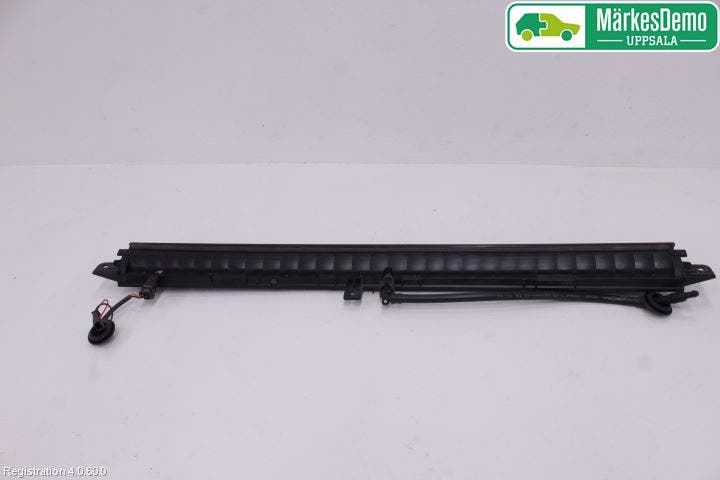 BMW 5 G30/G31/F90 17-23 Bromsljus Bakruta