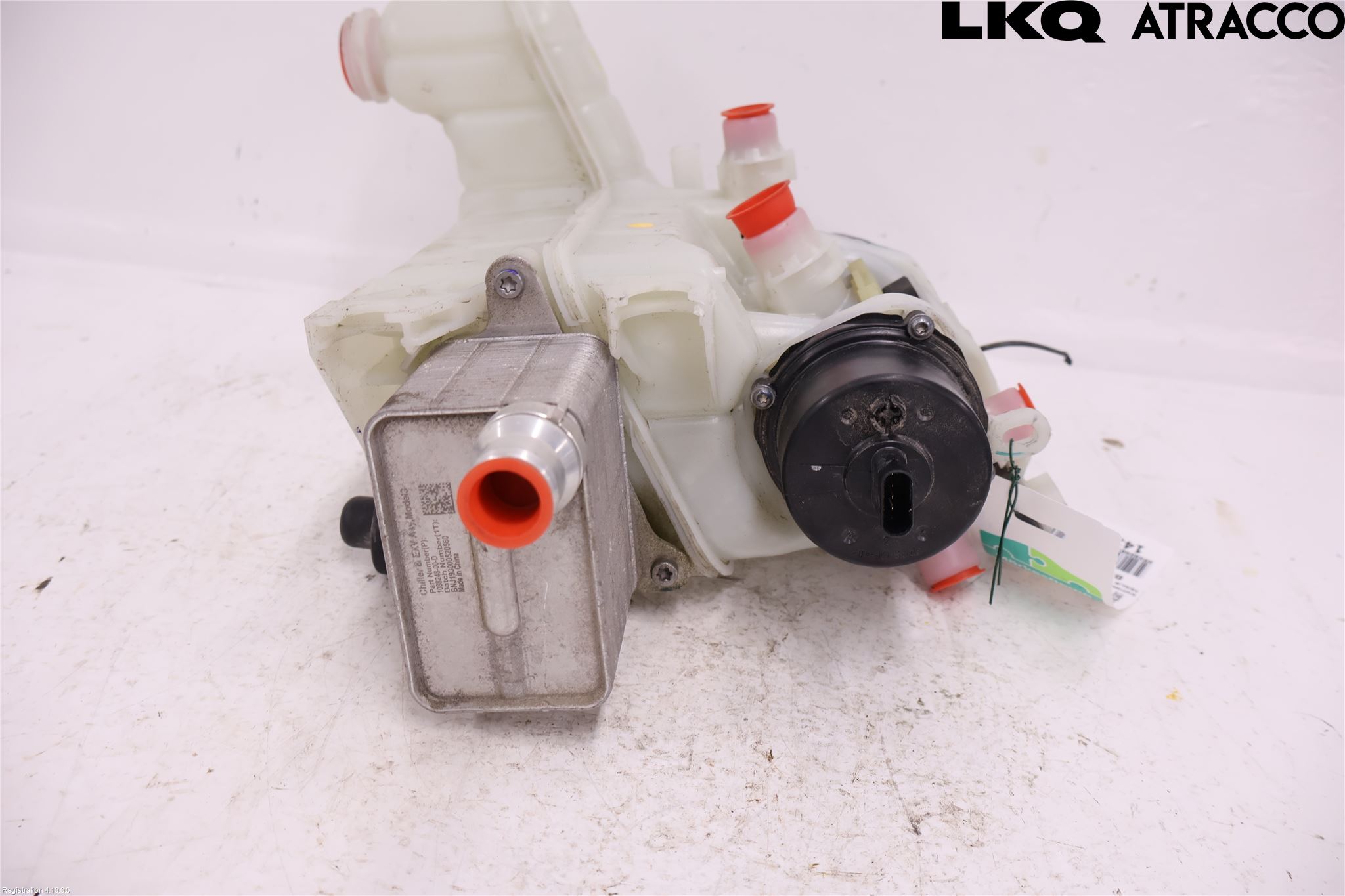 Tesla MODEL 3 17- Expansionstank