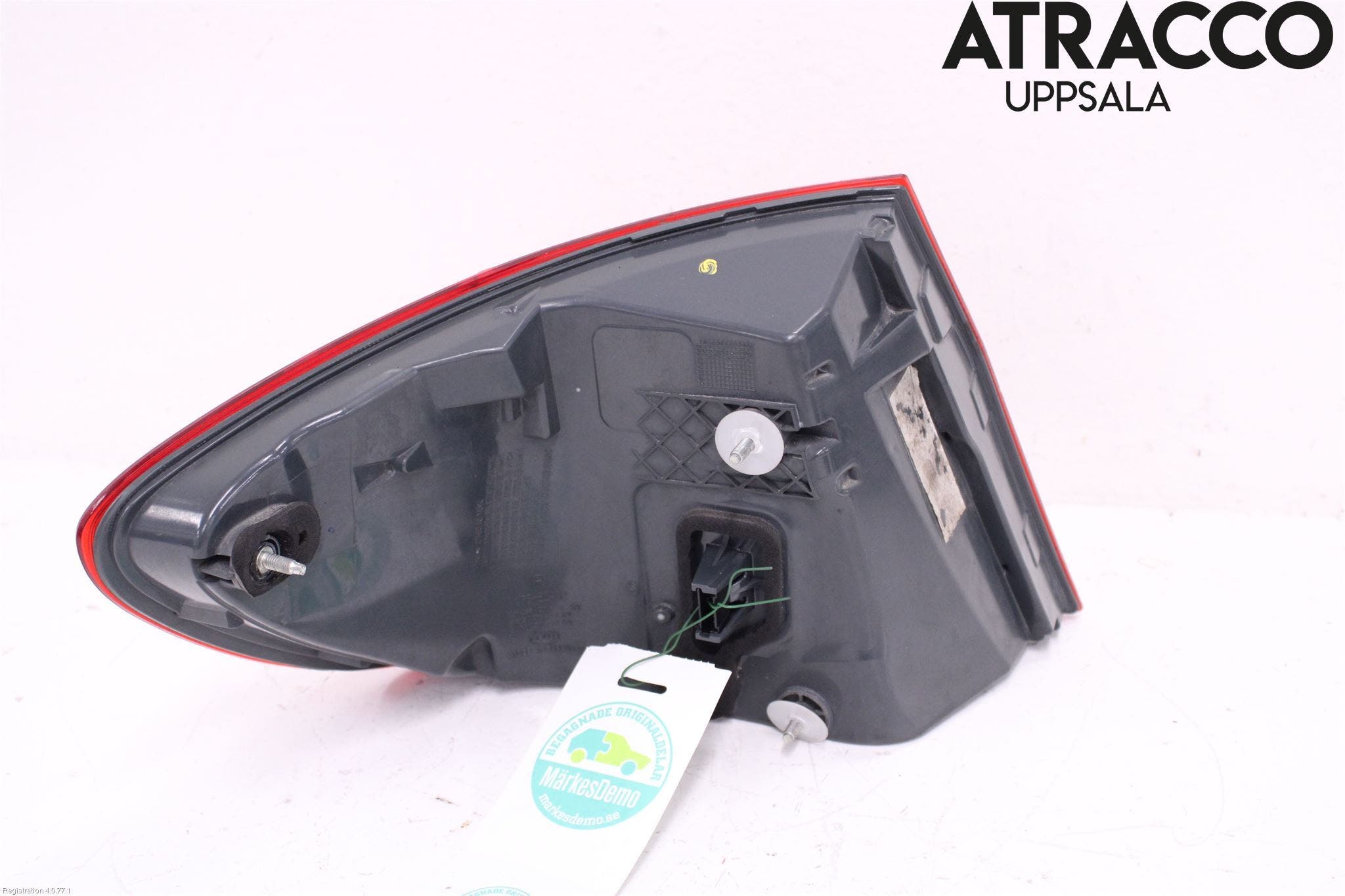 BMW 5 F10/F11/F18 09-17 Bakljus Höger