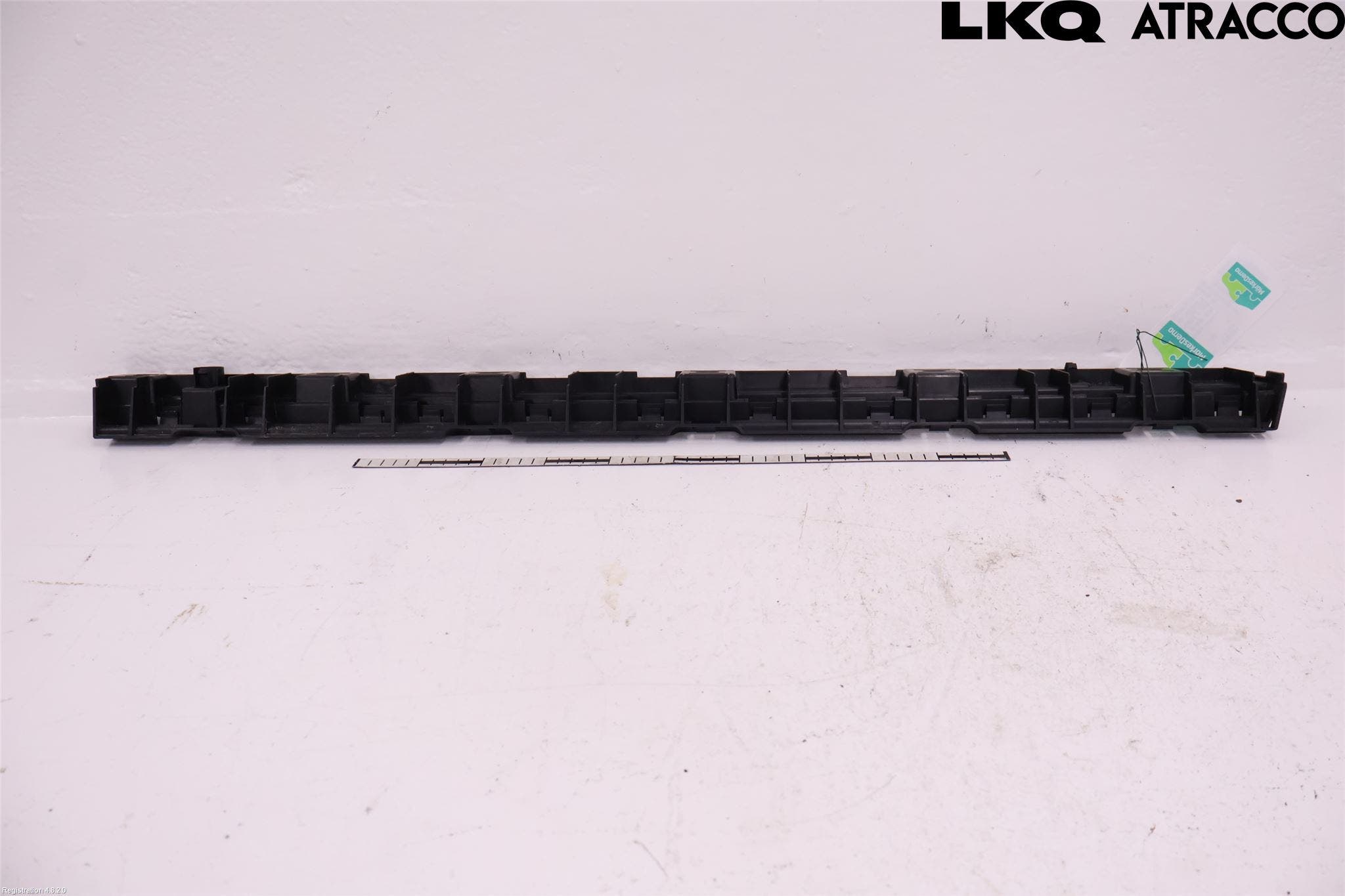 BMW 5 F10/F11/F18 09-17 Sidokjol Vä