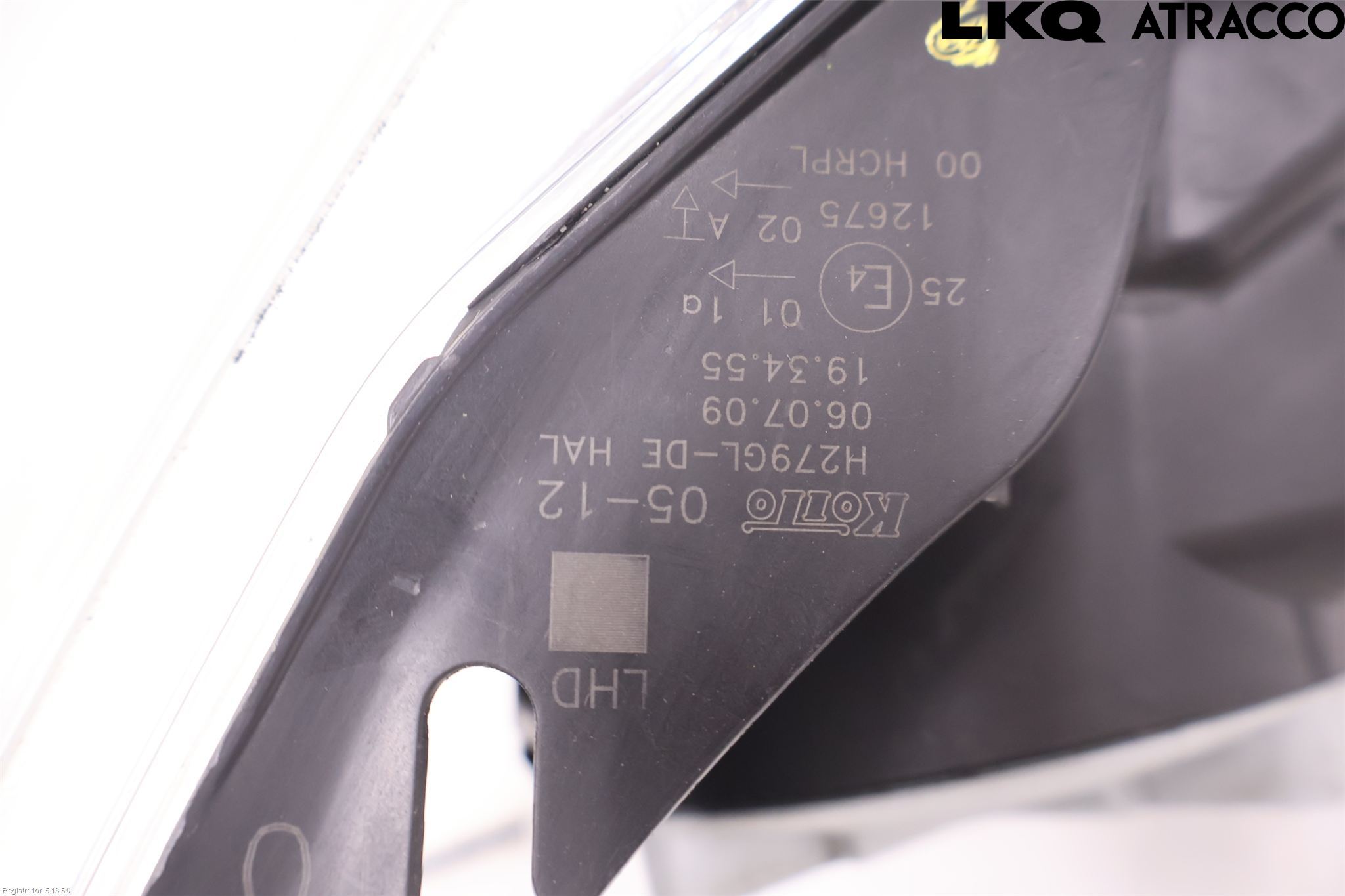 Toyota AVENSIS 09-15 Strålkastare Vänster