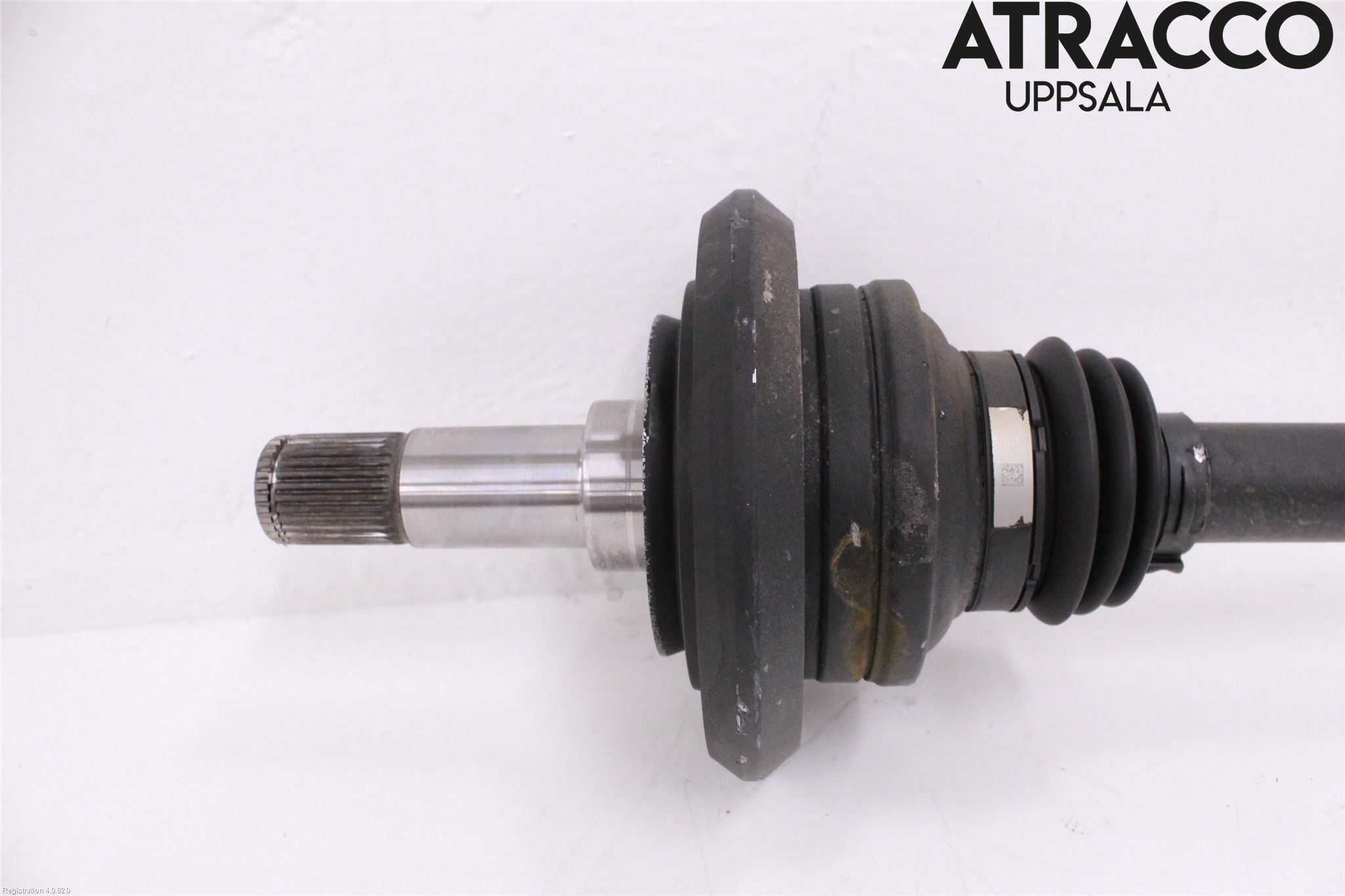 Mercedes-Benz MB C-KLASS (W205) 14-21 Drivaxel Bak Vänster