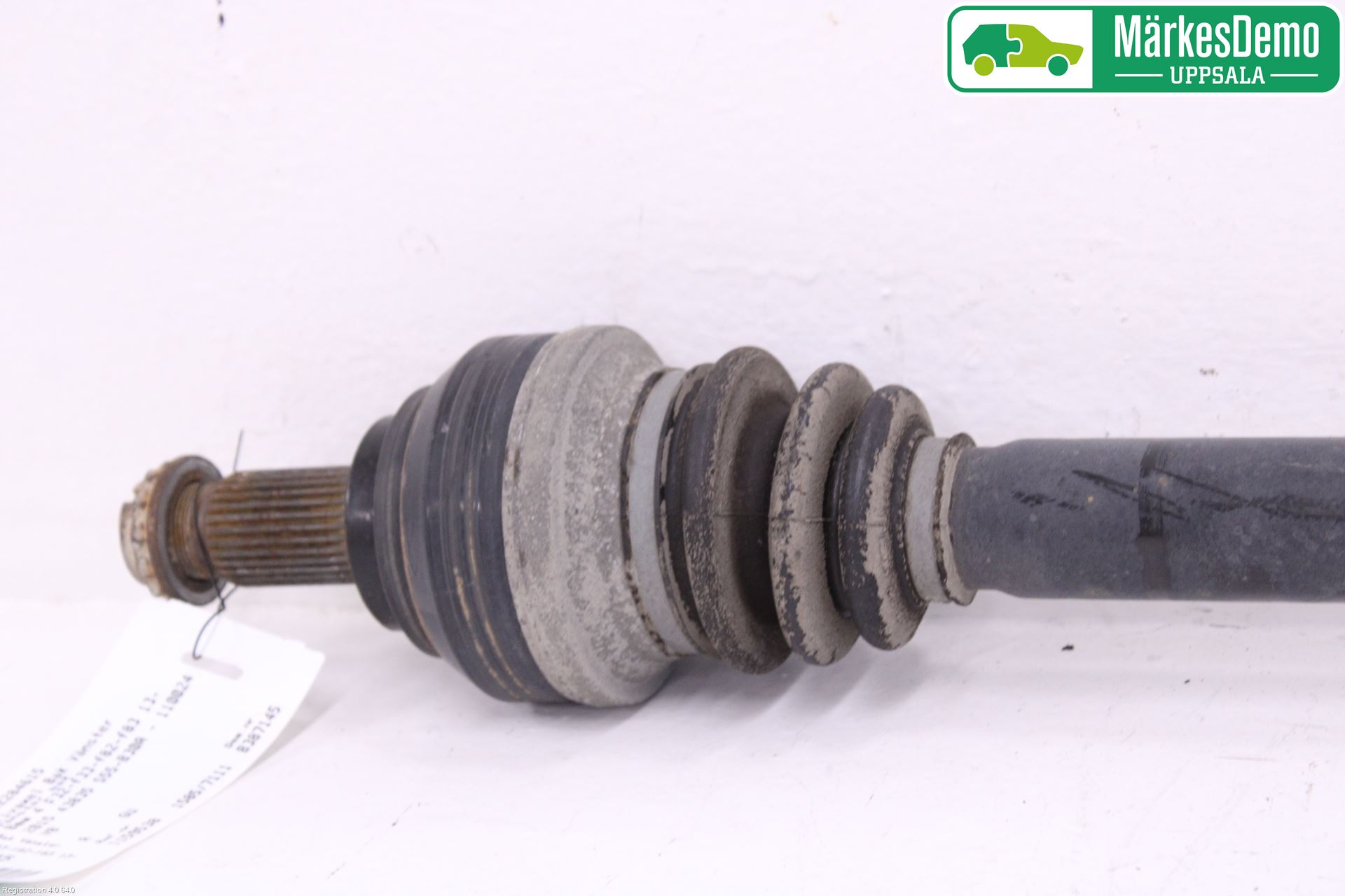 BMW 4 F32/F33/F82/F83 13-20 Drivaxel Bak Vänster