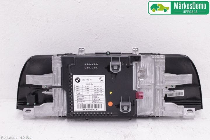 BMW 5 F10/F11/F18 09-17 Bildskärm