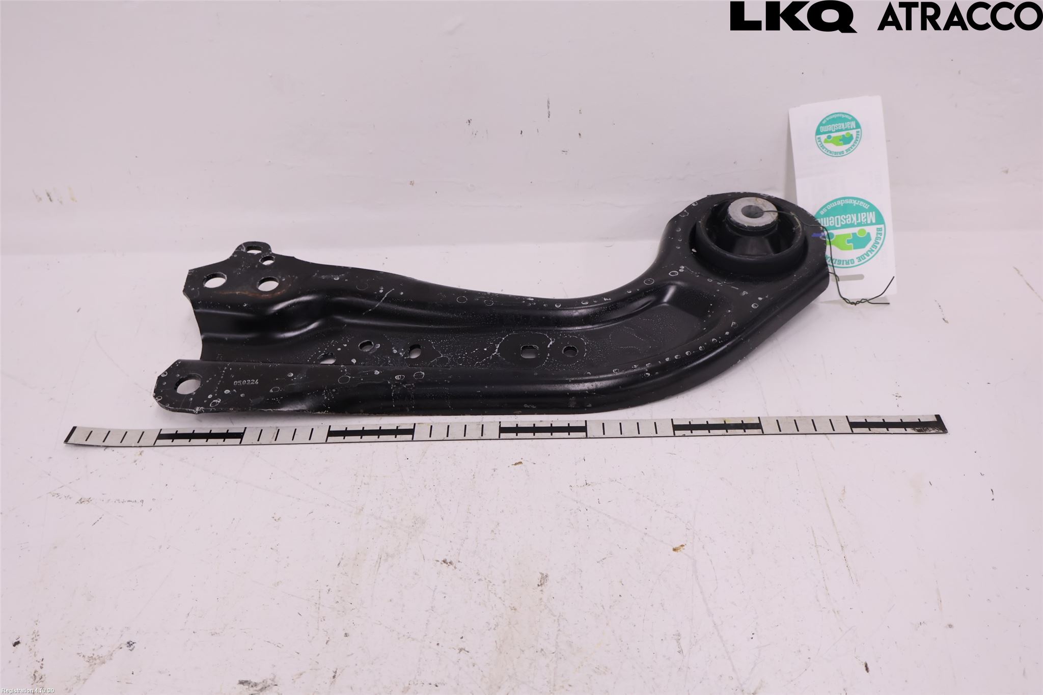 Toyota COROLLA 19- Bärarm Bak Höger