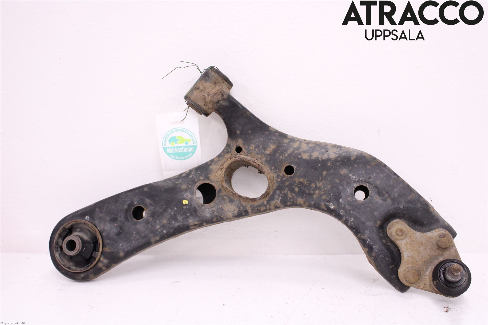 Toyota RAV4 13-18 Bärarm Fram Undre Hö