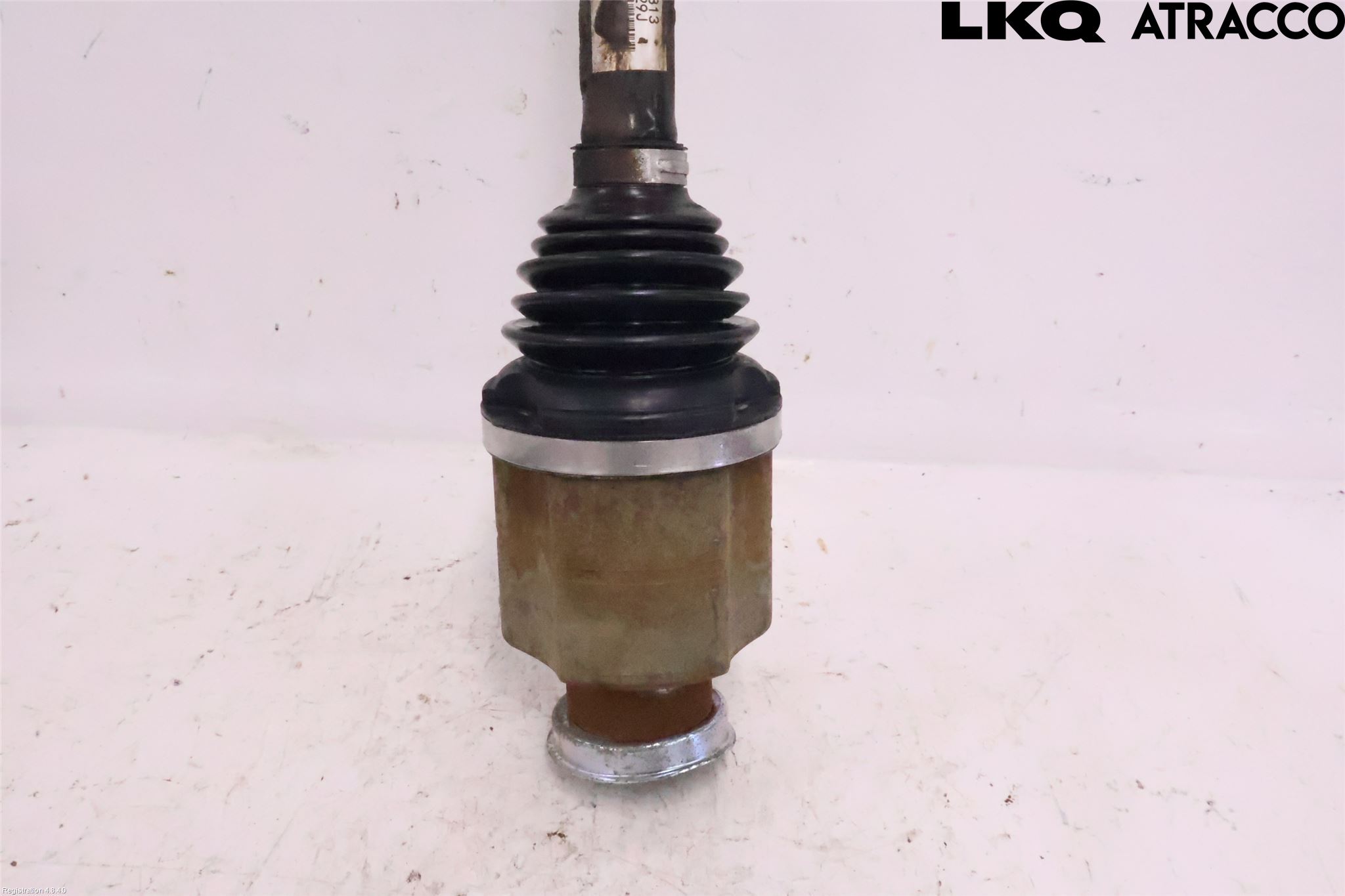 MG ZS EV 20- Drivaxel Fram Höger