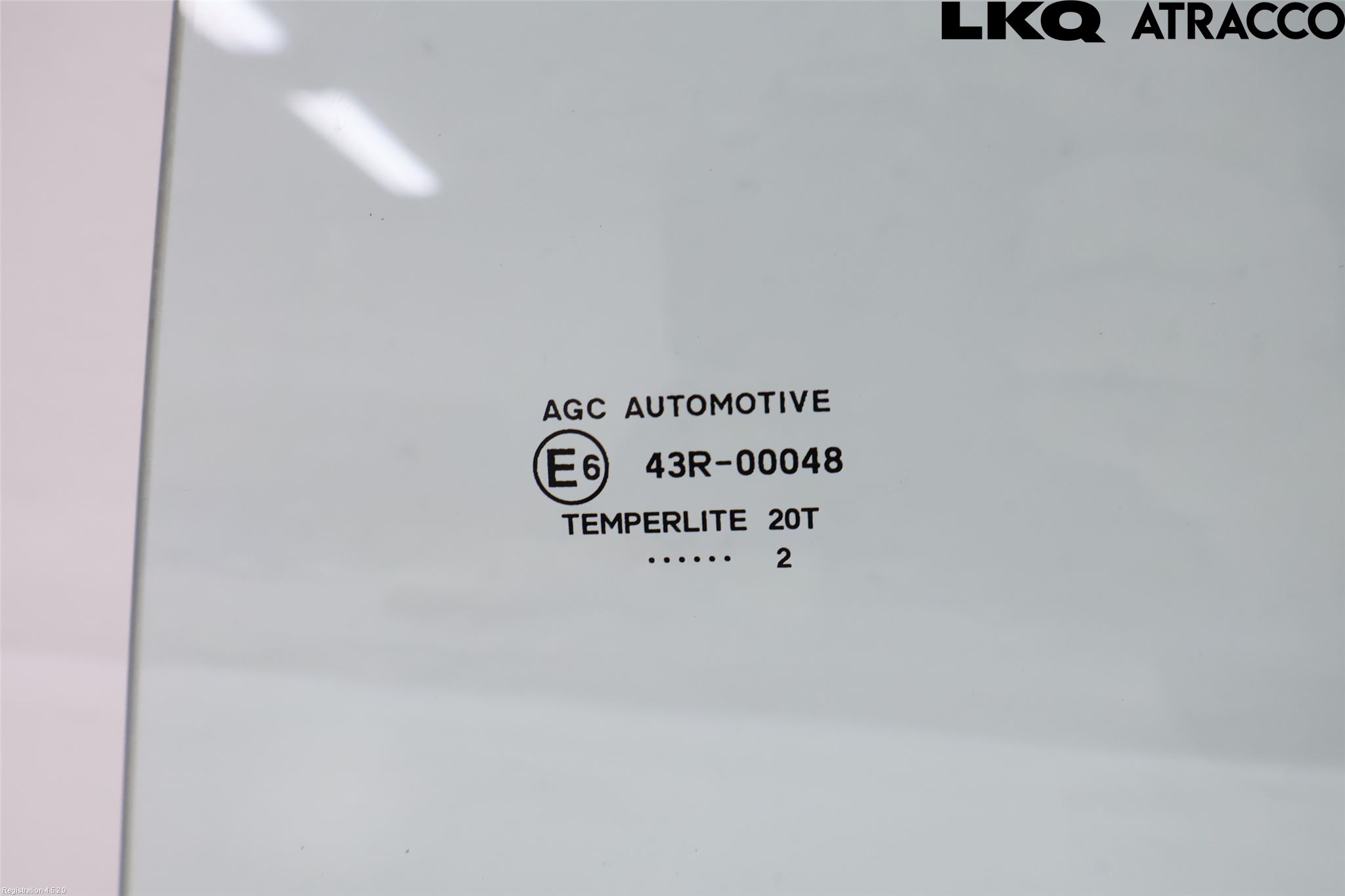 Toyota YARIS XP21 20- Dörruta Bak Vänster