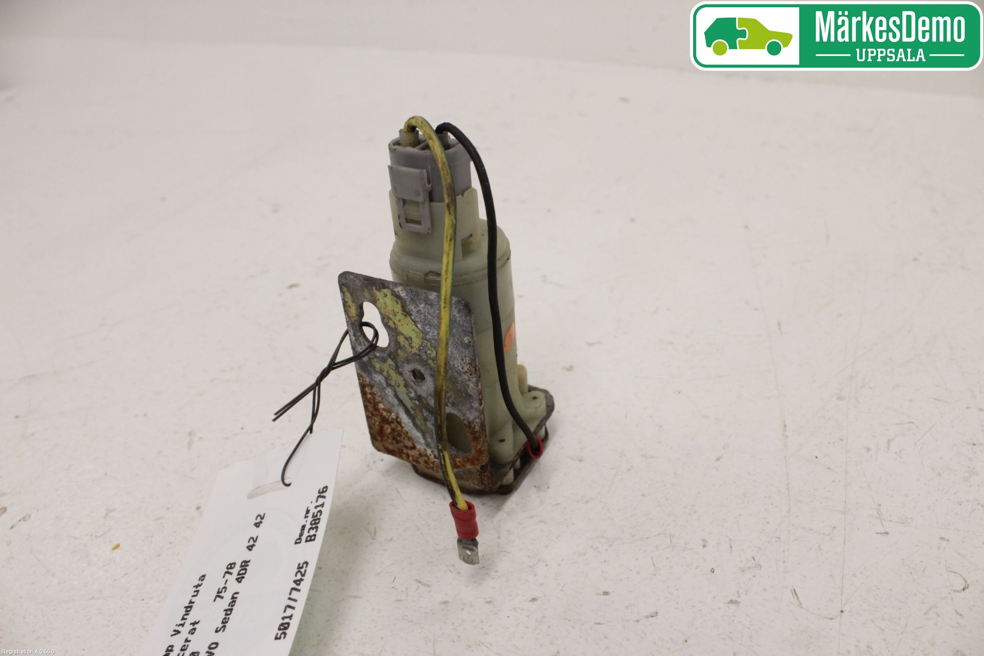 Volvo 260 75-78 Spolarpump Vindruta