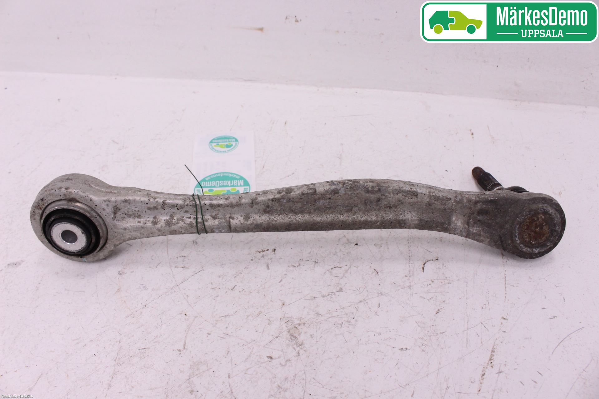 BMW X6 E71/E72   08-14 Bärarm Bak Övre Vänster