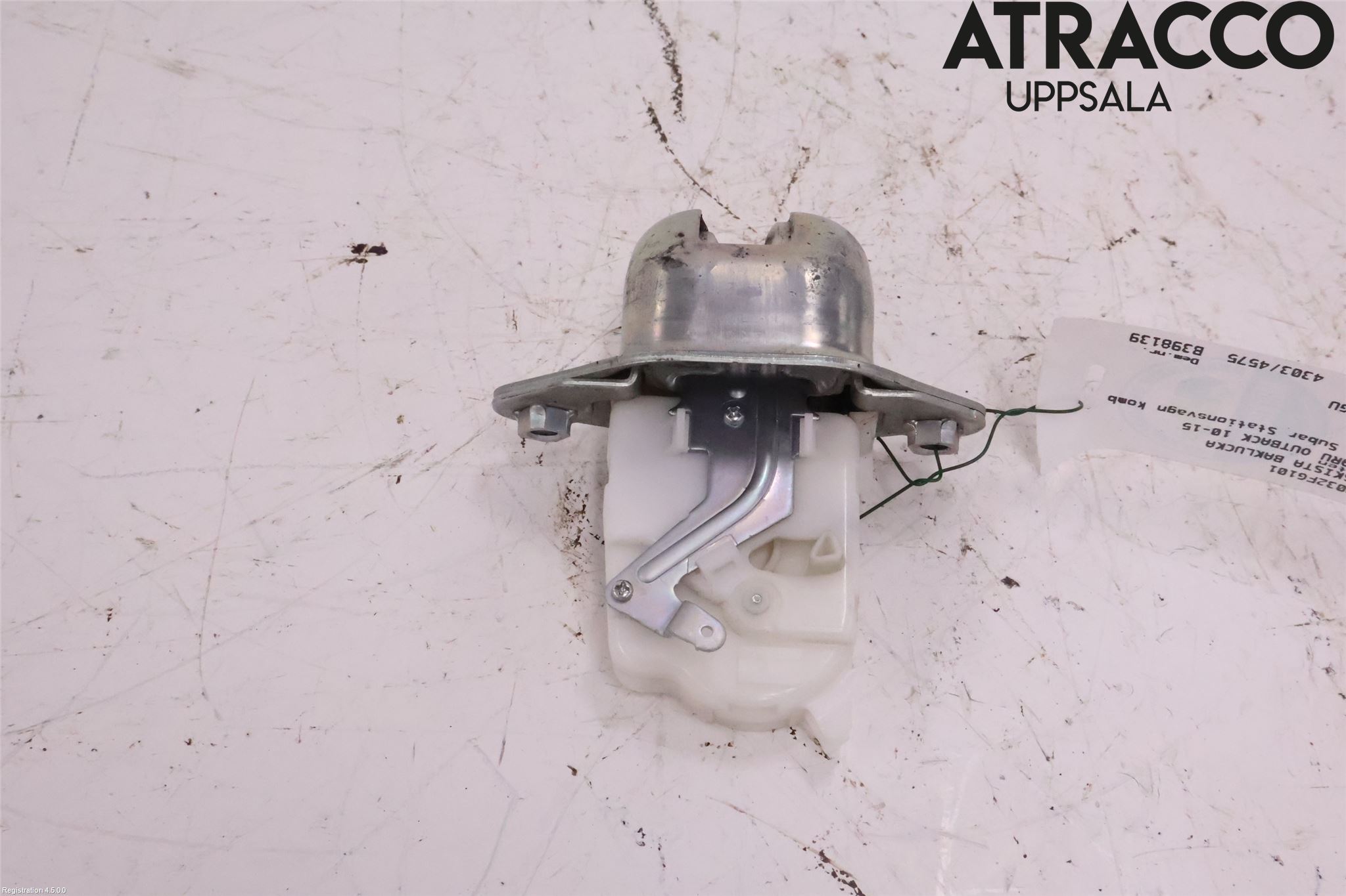 Subaru OUTBACK 10-15 Låskista Baklucka