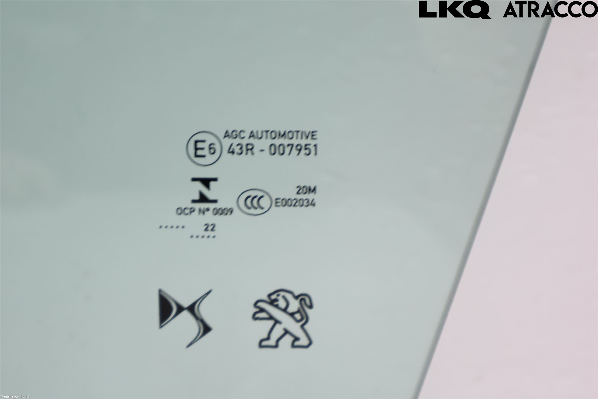 Peugeot 2008/E-2008 20- Dörruta Fram Vänster