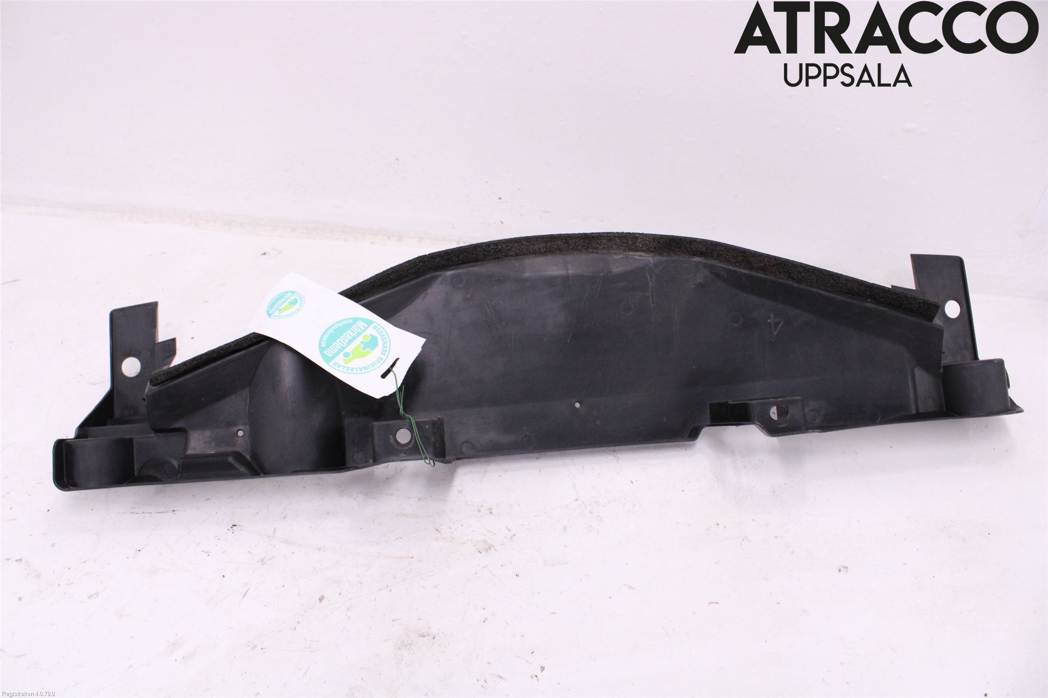 Toyota YARIS XP130 12-14 Deflektor Plåt-Plast Kylning