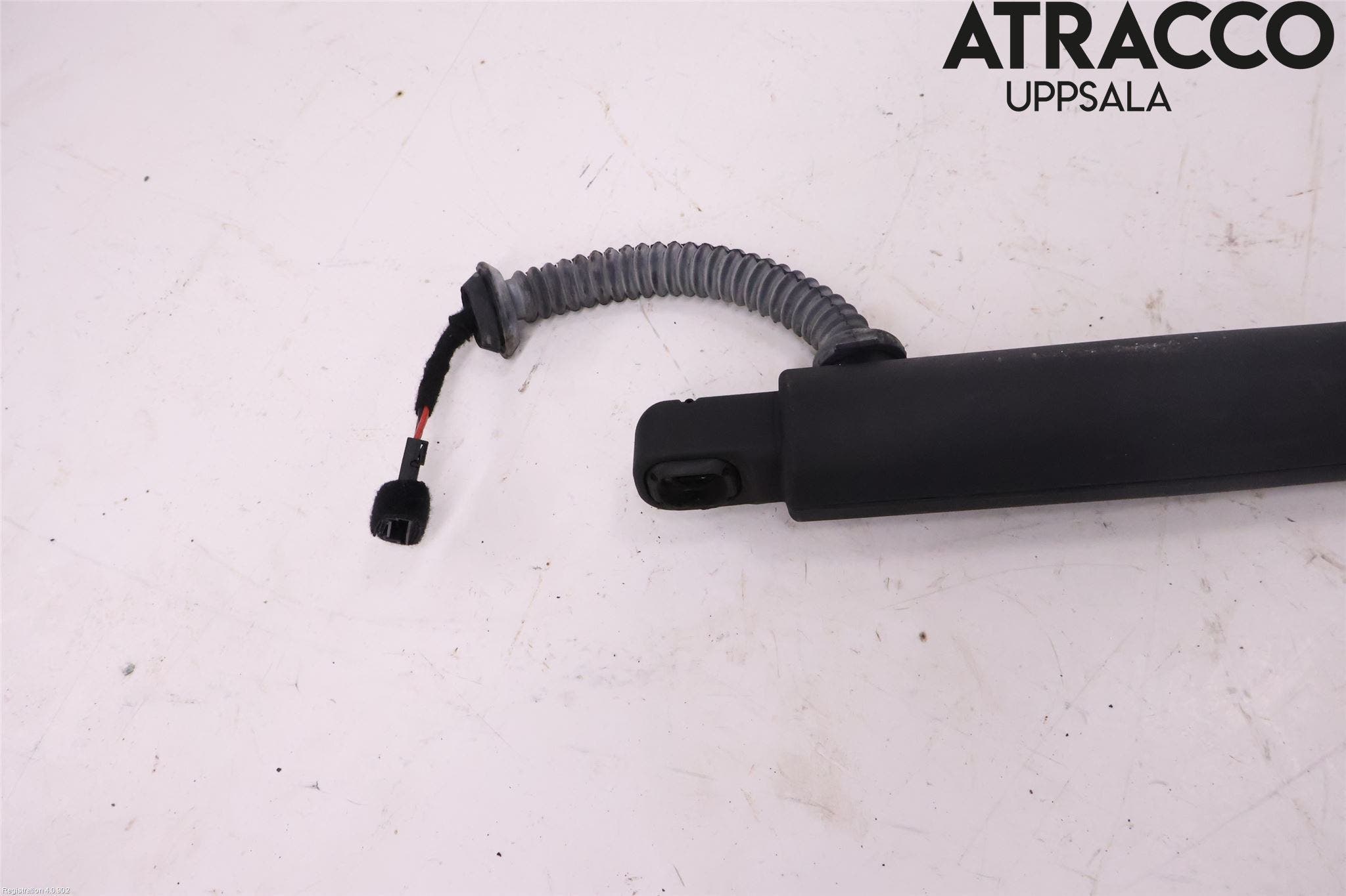 BMW 5 GT F07 09-17 Gasfjäder Baklucka