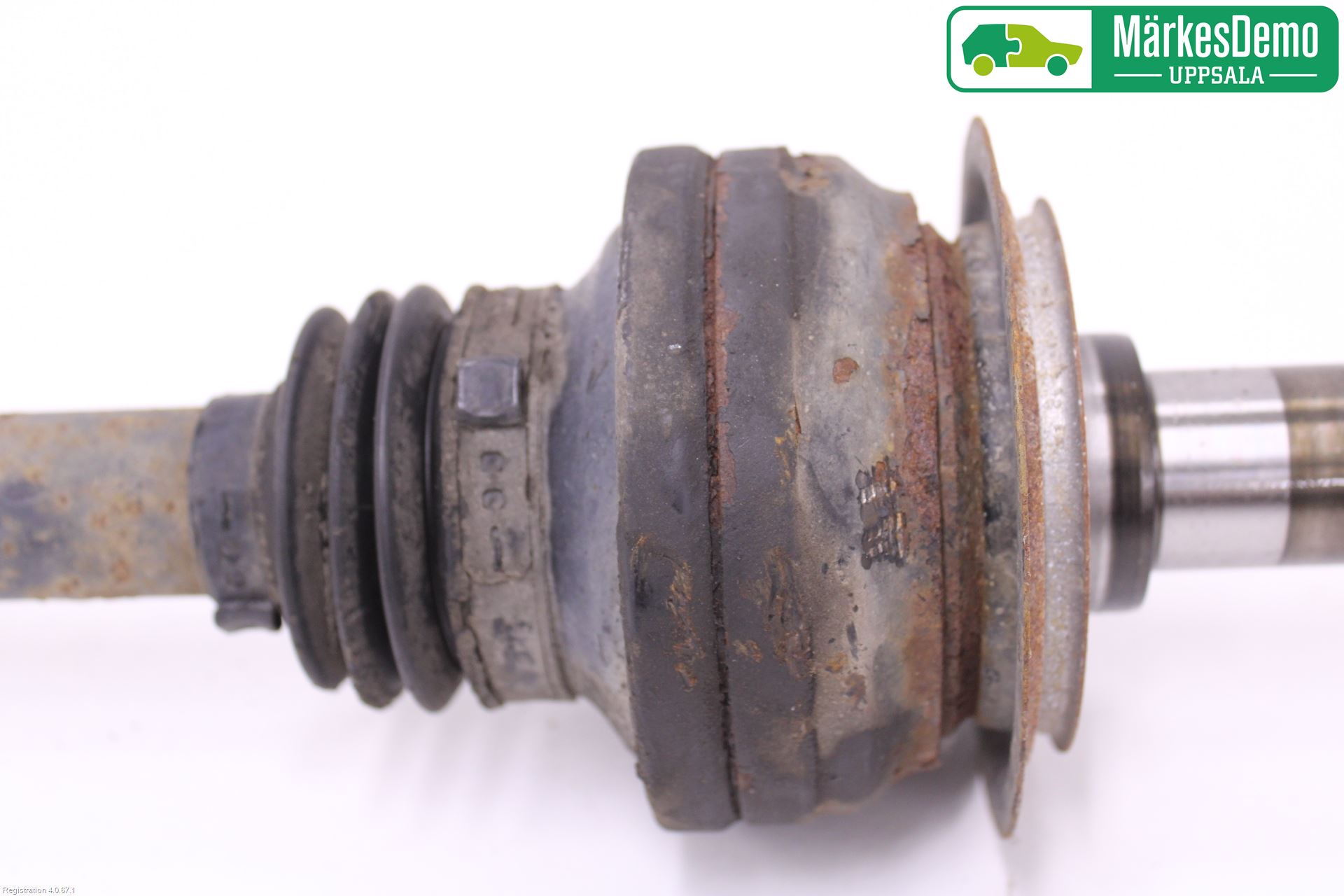 Mercedes-Benz MB C (203) 00-07 Drivaxel Bak Höger